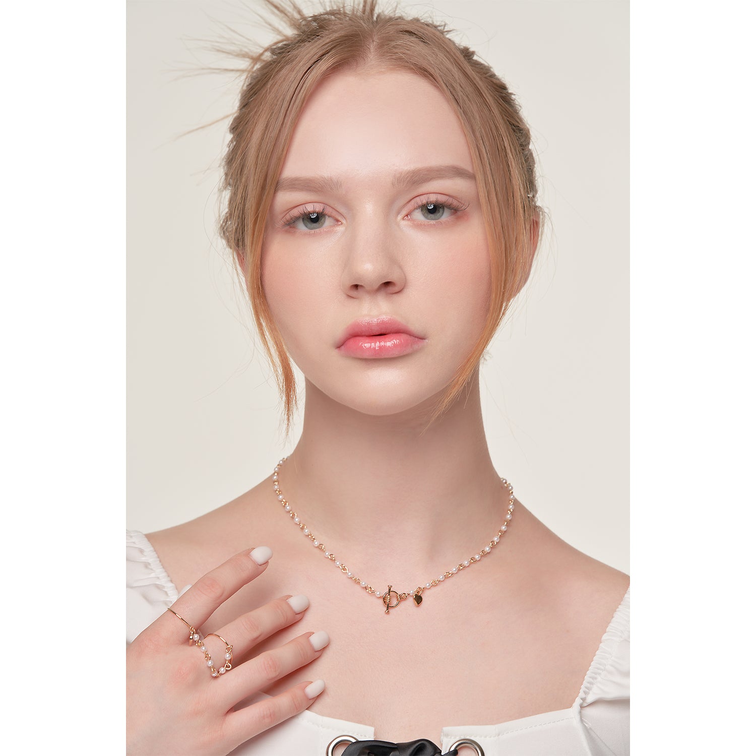 HEART TOGGLE PEARLS CHOKER