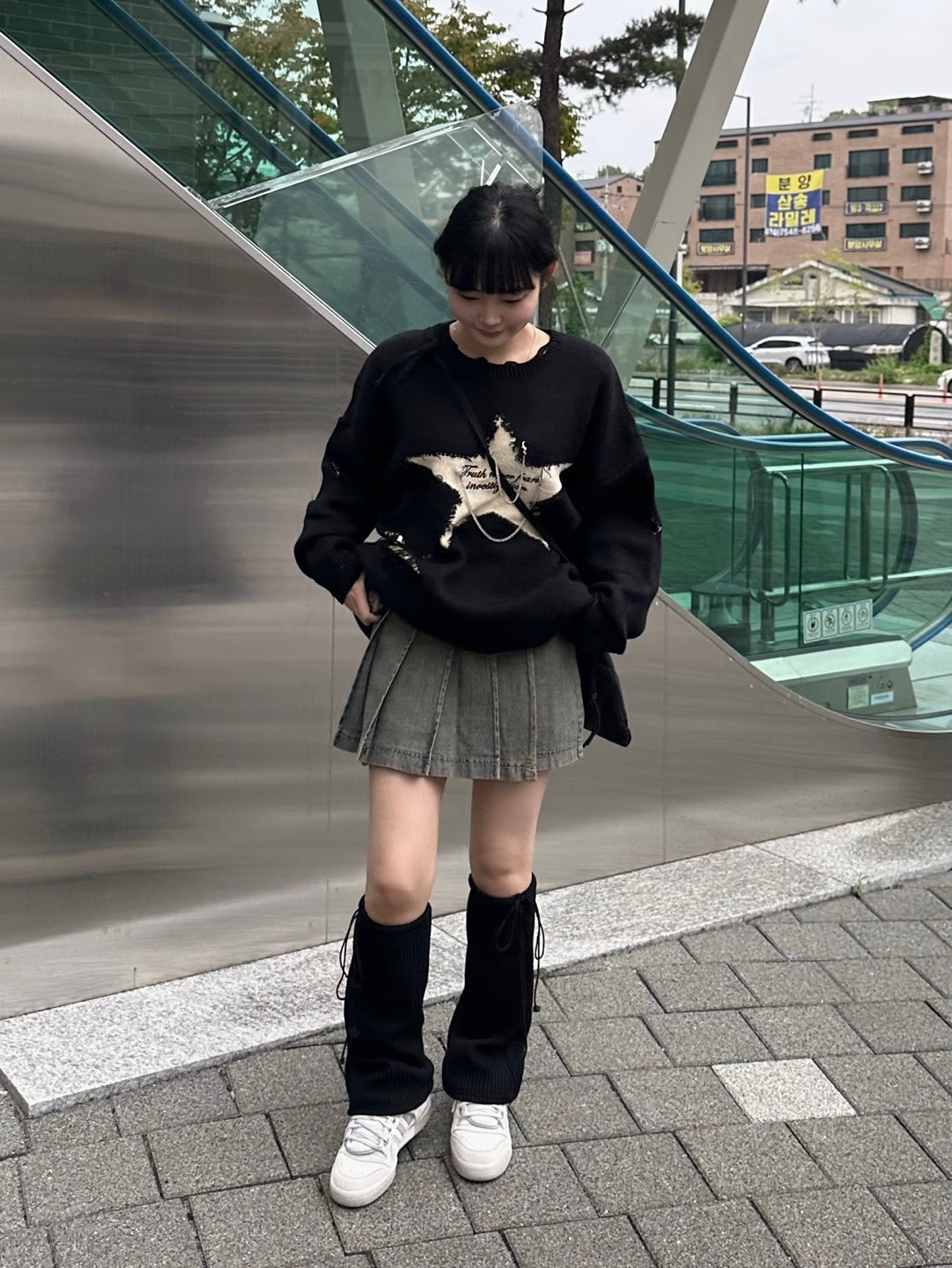 Chain-Star Loose Knit Sweater