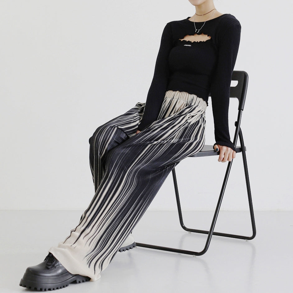 (Unisex) Scratcher Pleated Pants