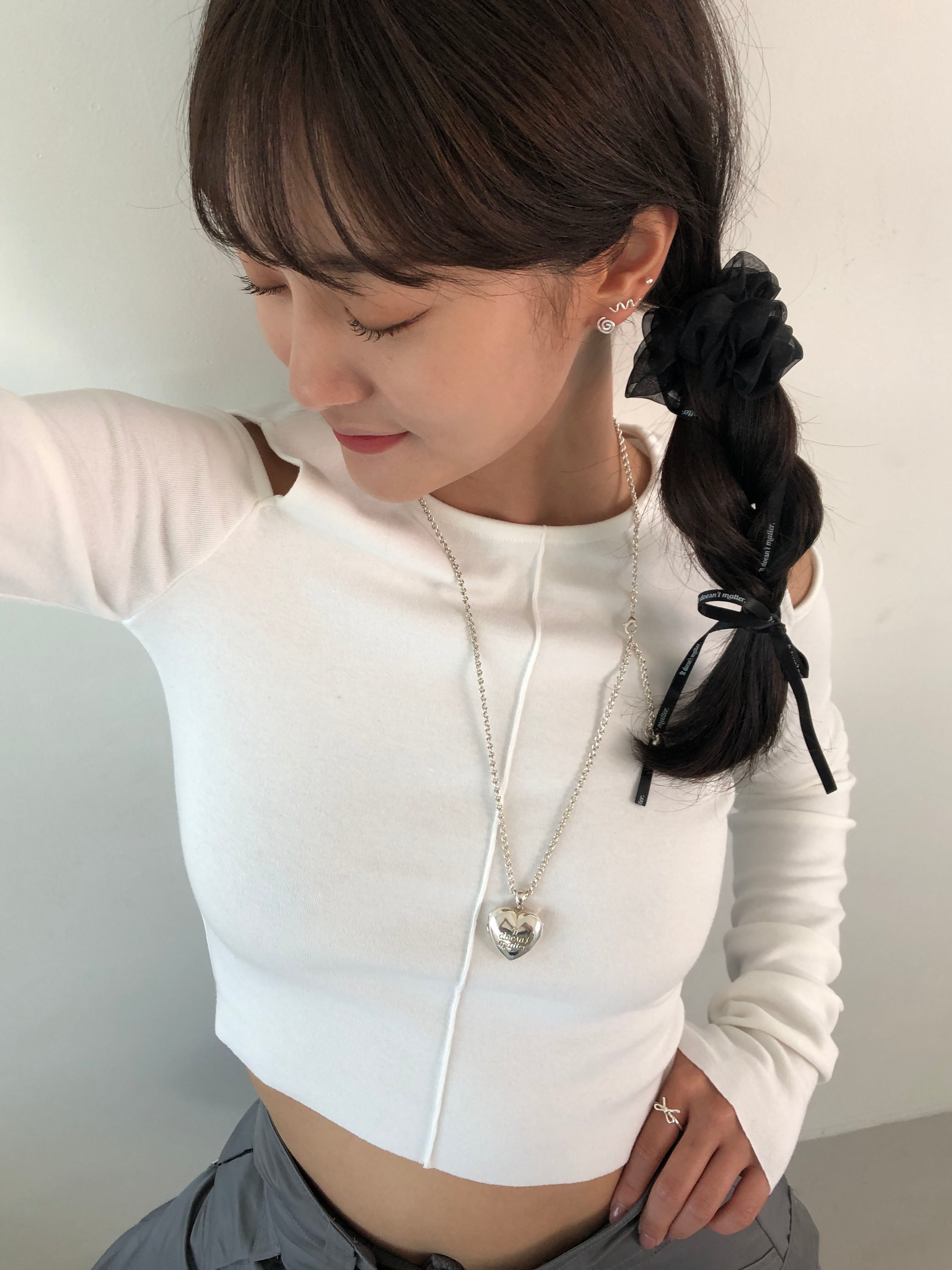 [Organza] Mizz ribbon scrunchie (Black) 