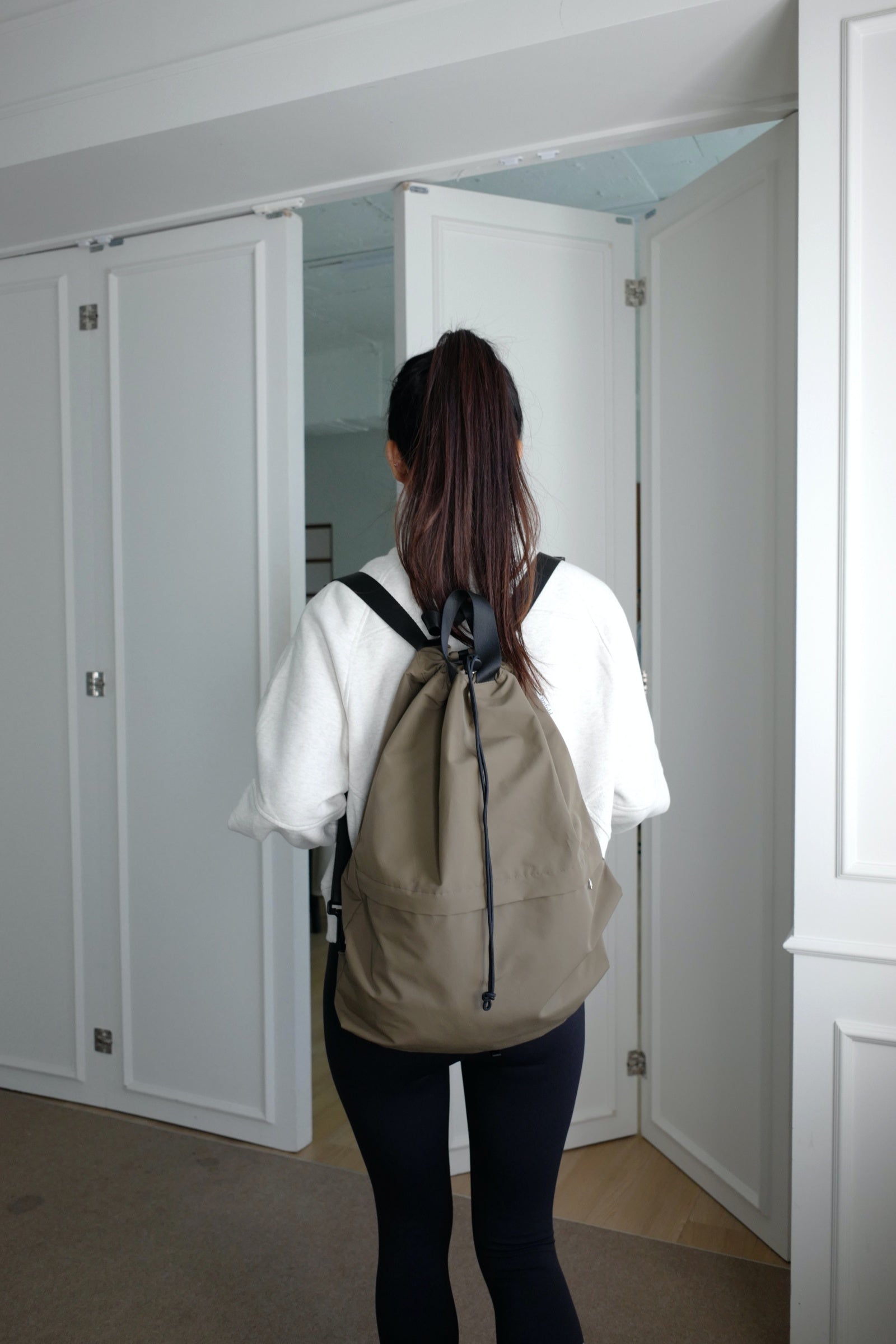 String backpack (Khaki_Brown)