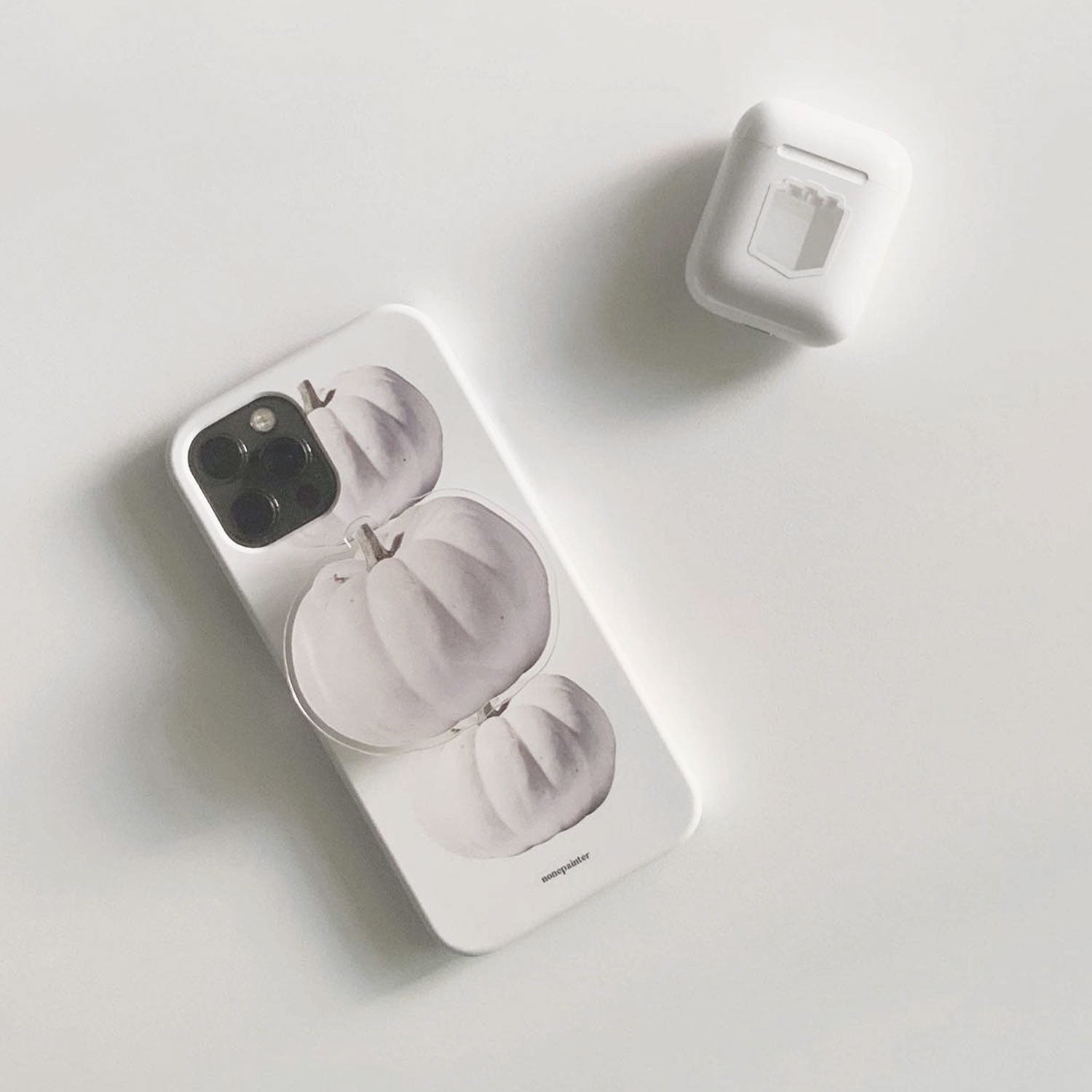 white pumpkin hard case