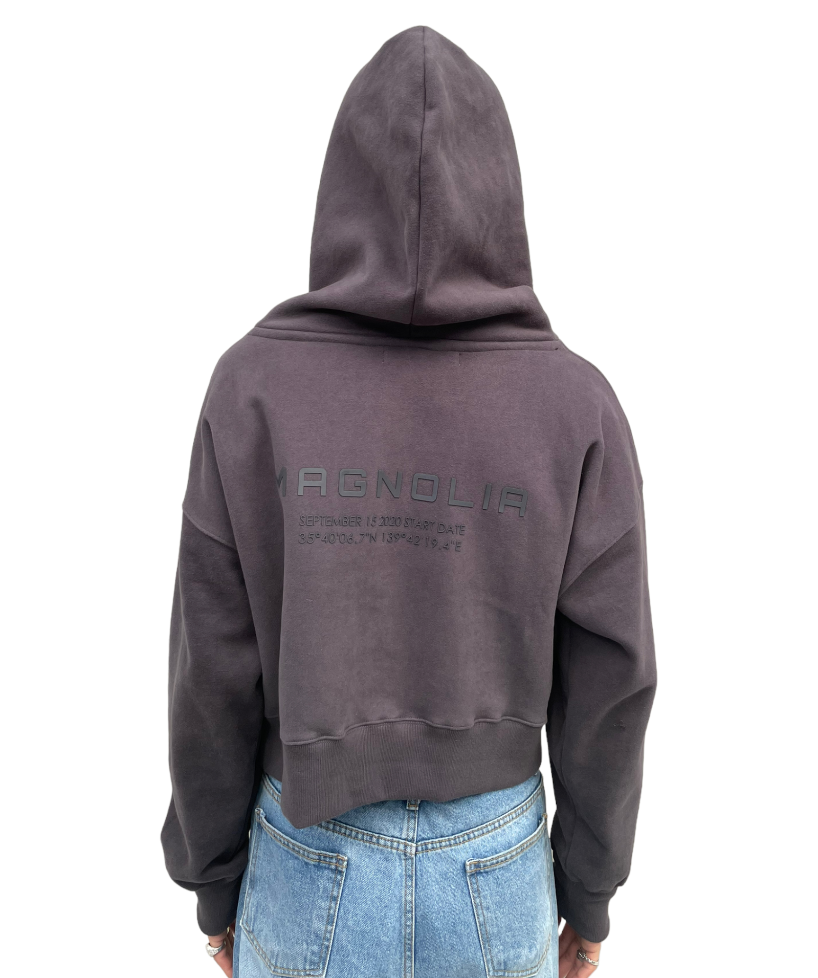 エンボスクロップドフーディ / Emboss Cropped Hoodie-CHARCOAL