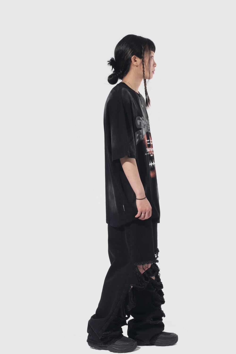 W.Rough Scar Black Denim Pants [1color]