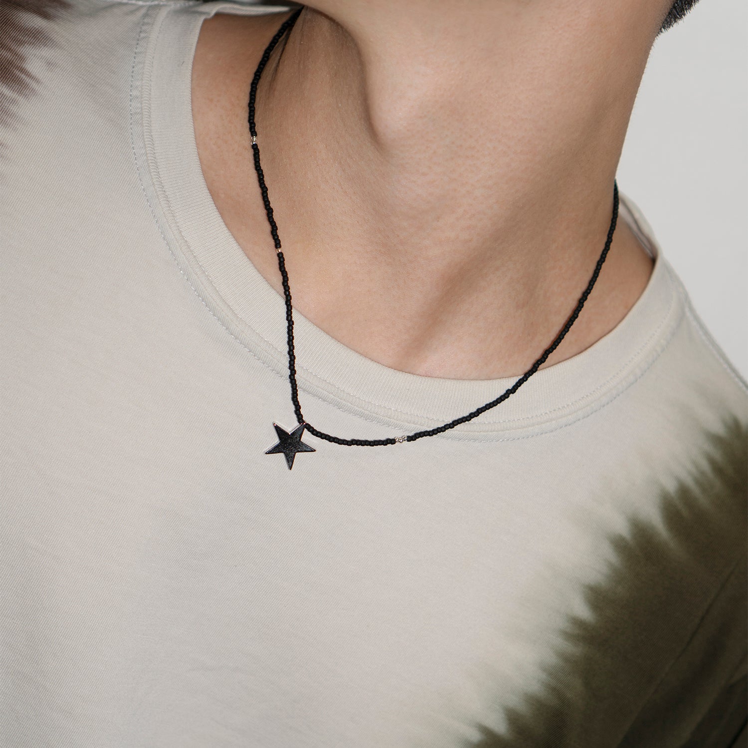 STAR NECKLACE (M)