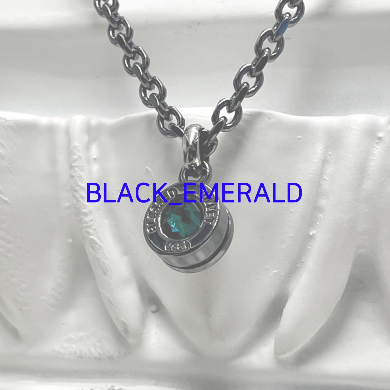 Bullet Back Necklace_black