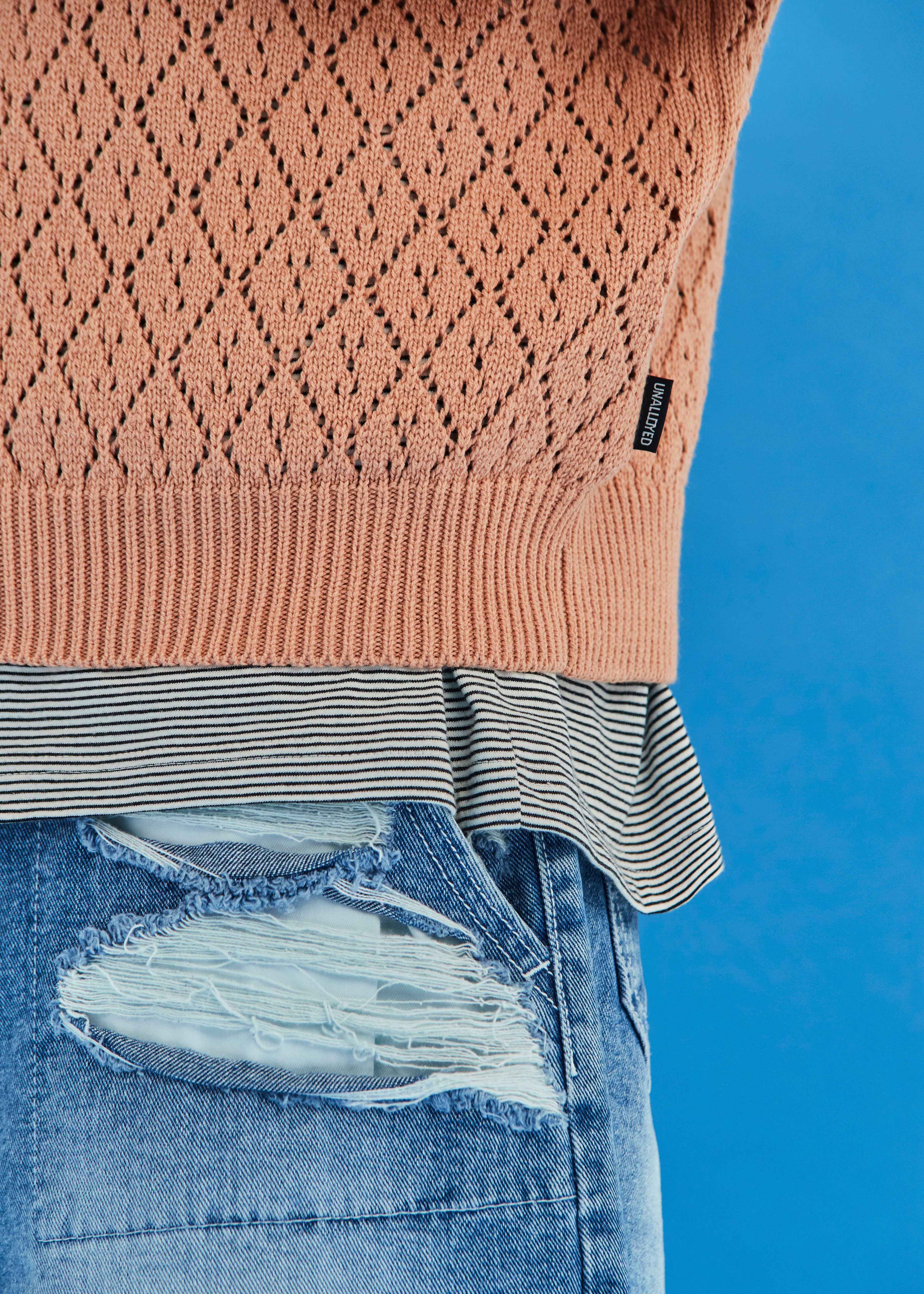 MESH ARGYLE KNIT / SALMON