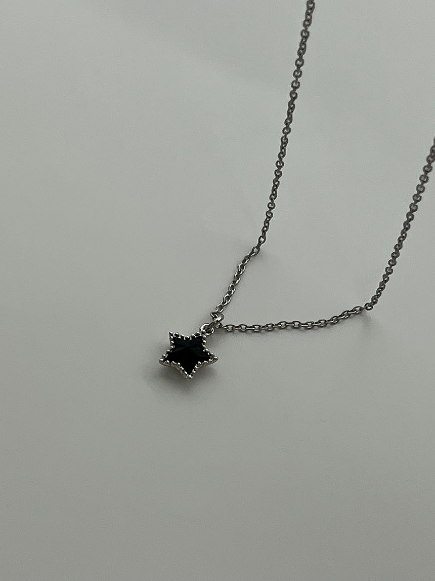 ﻿Little star necklace