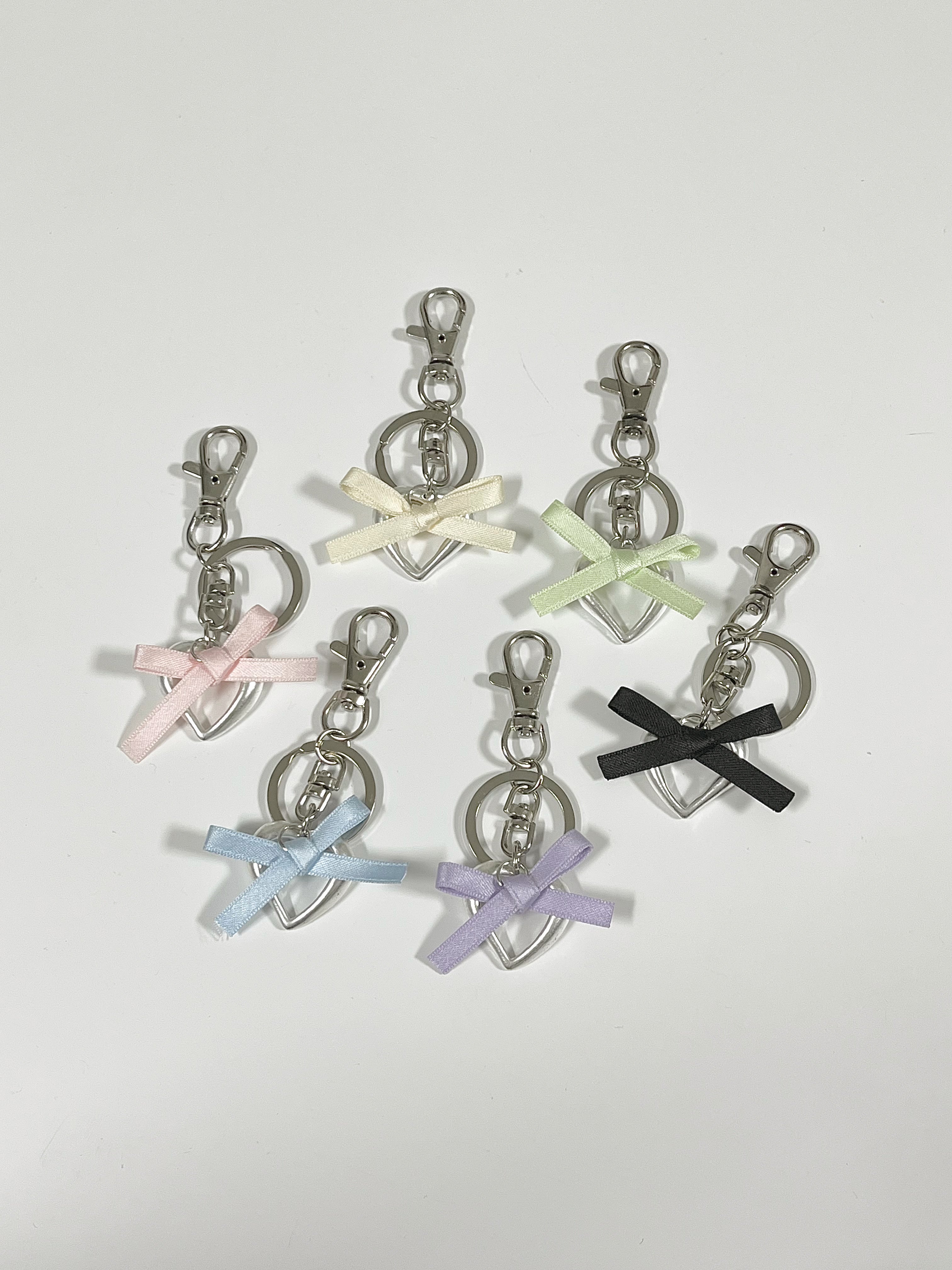 drop ribbon Keyring