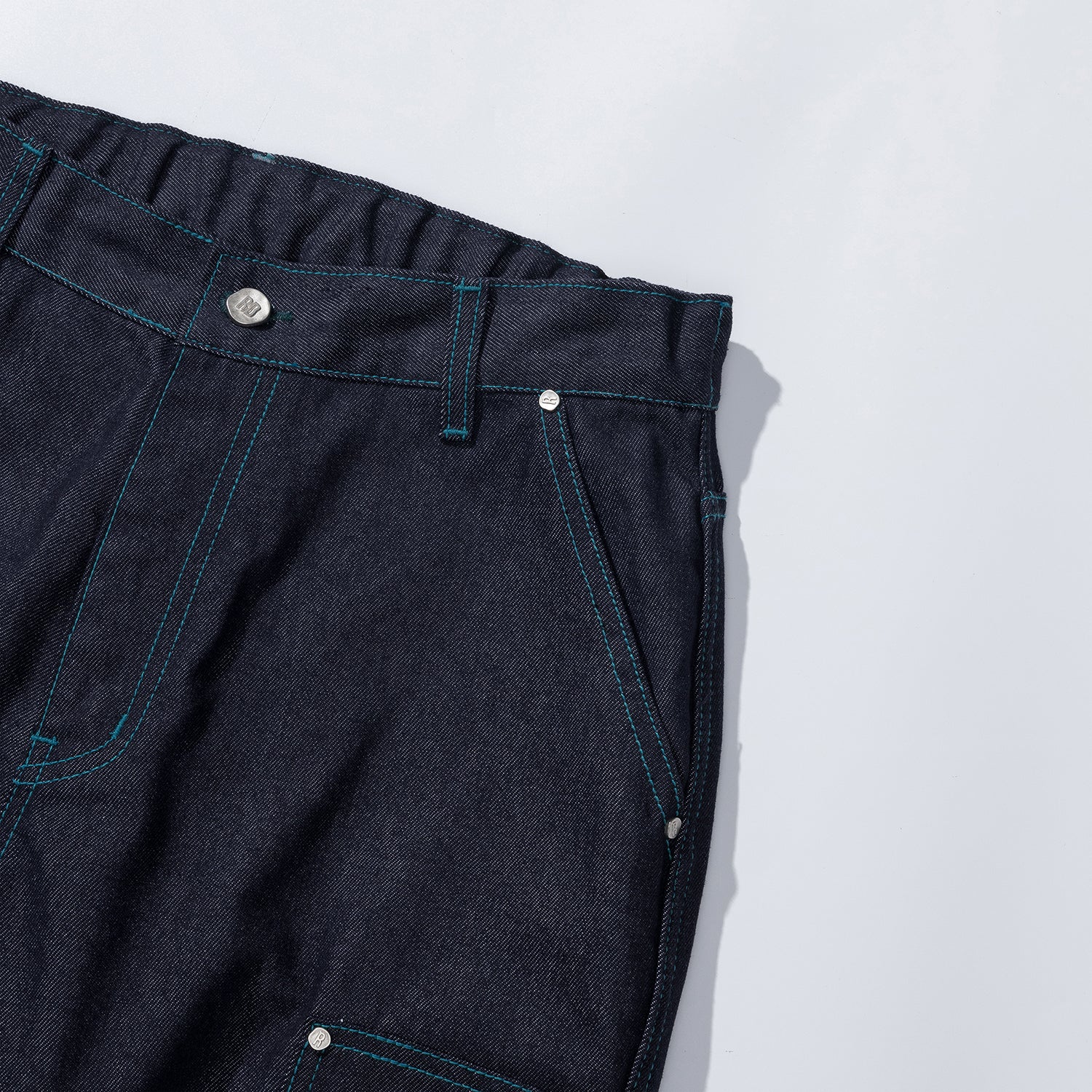 COLOR STITCH PANEL DENIM PANTS - INDIGO