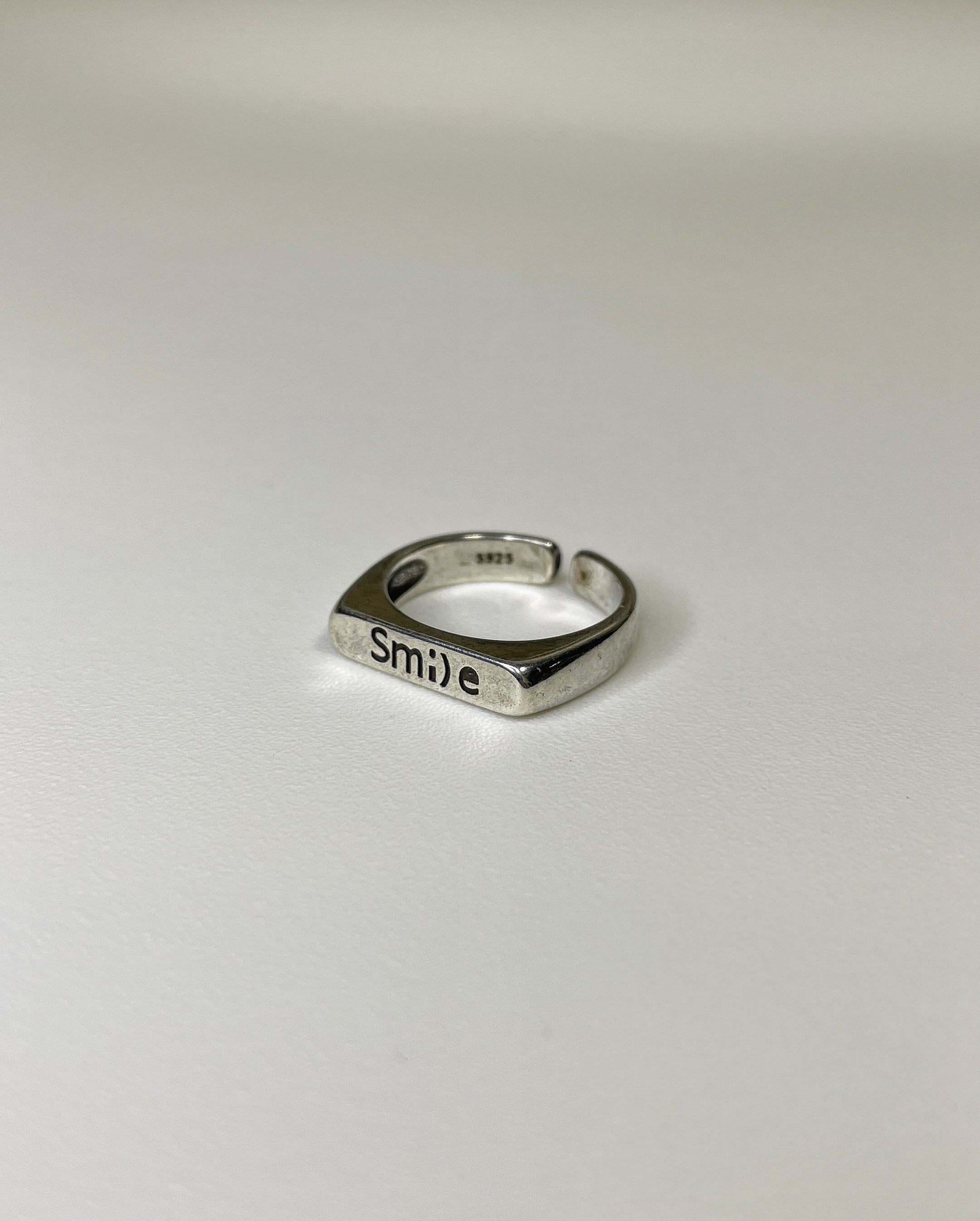 smile lettering ring (925silver)