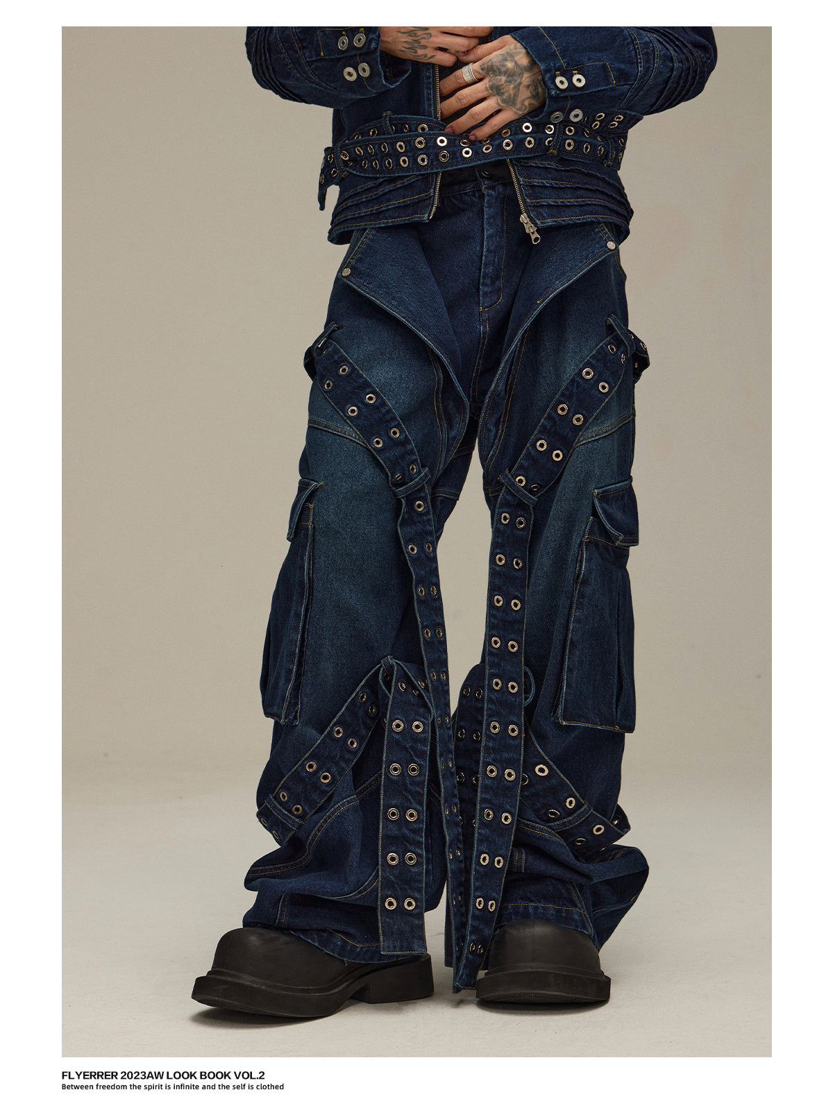 heavy-duty pleated stitching hardware drape jeans