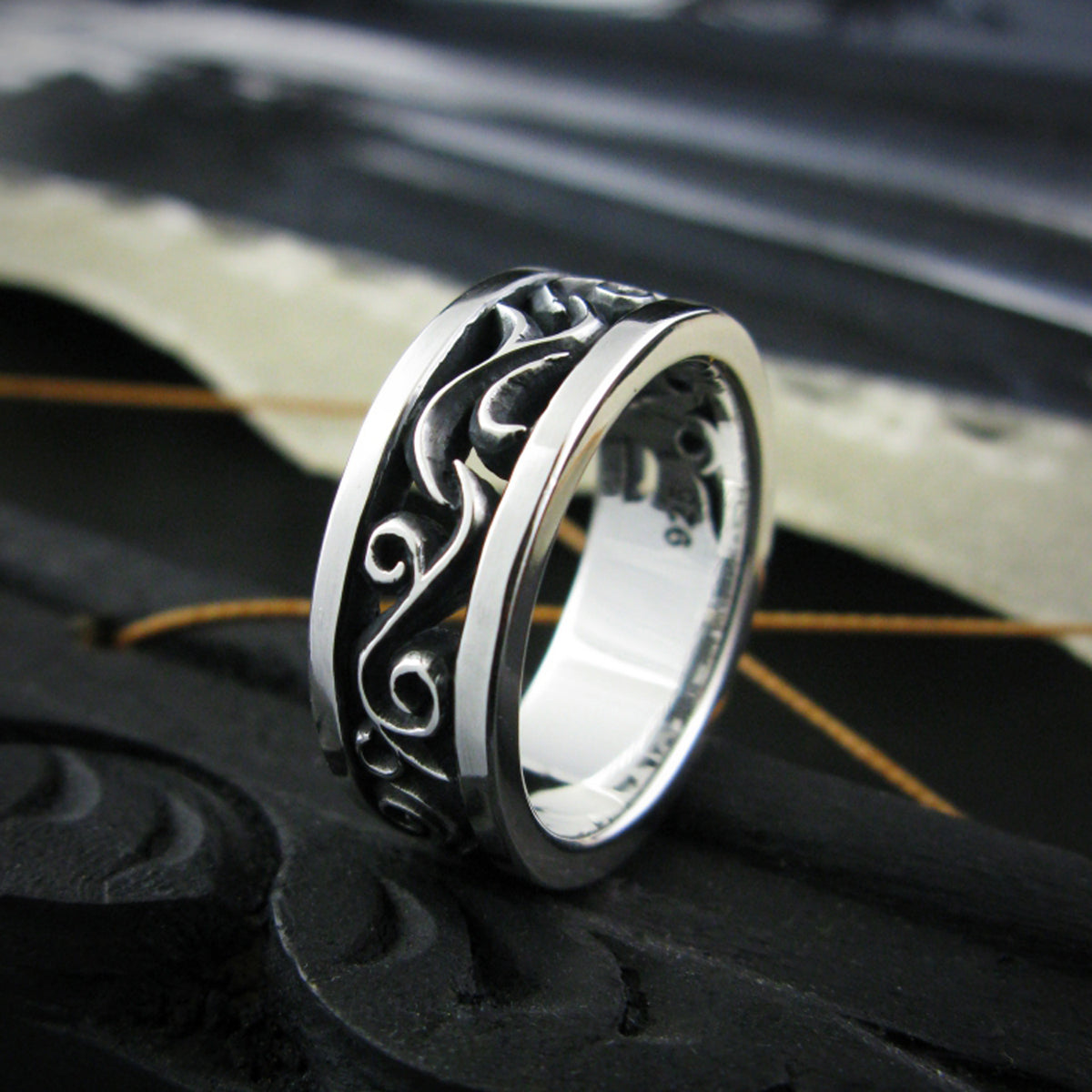 Grapevine-B1 silver ring