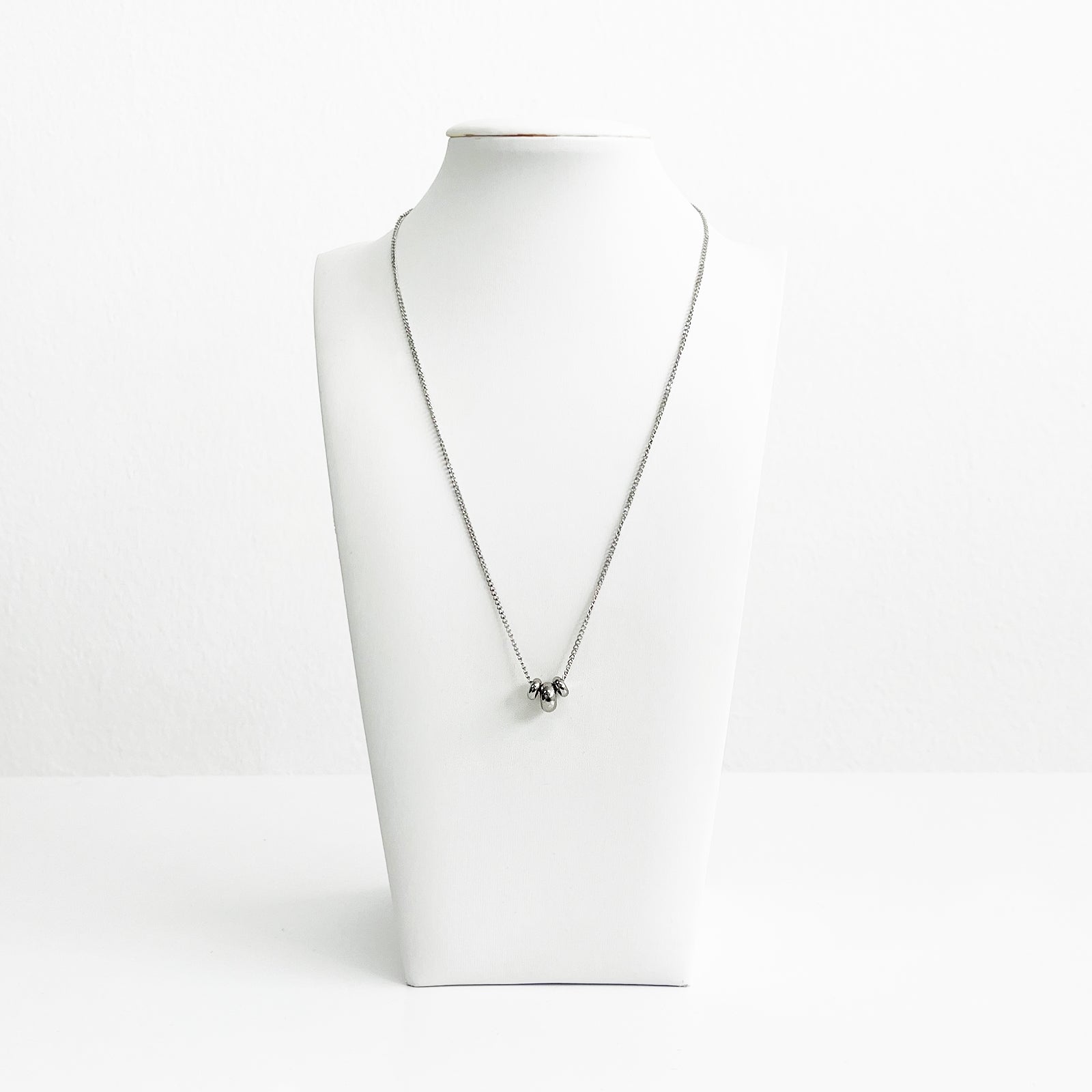 Pruto Silver Triple Ring Necklace