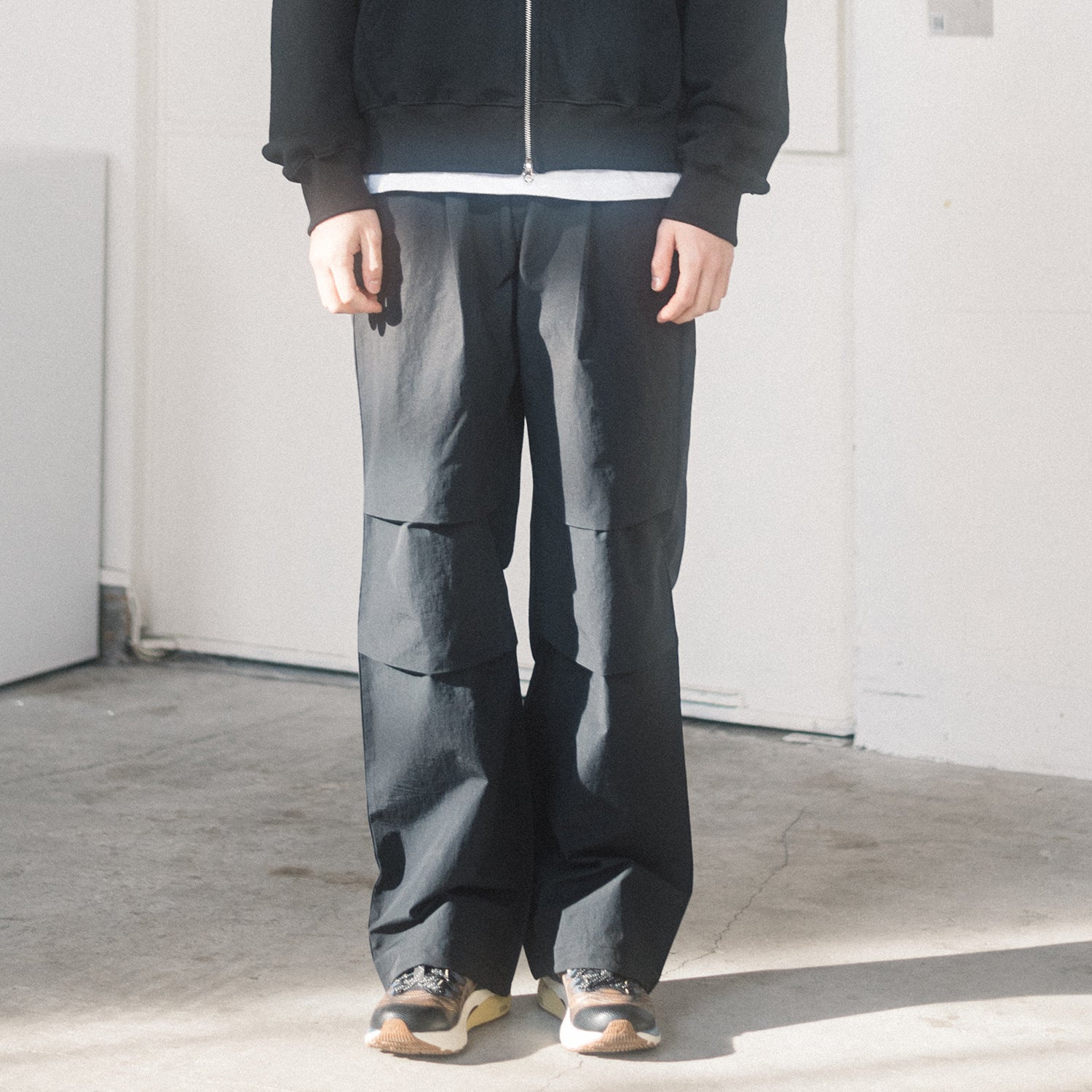 BANDING N/C PARACHUTE PANTS(BLACK)