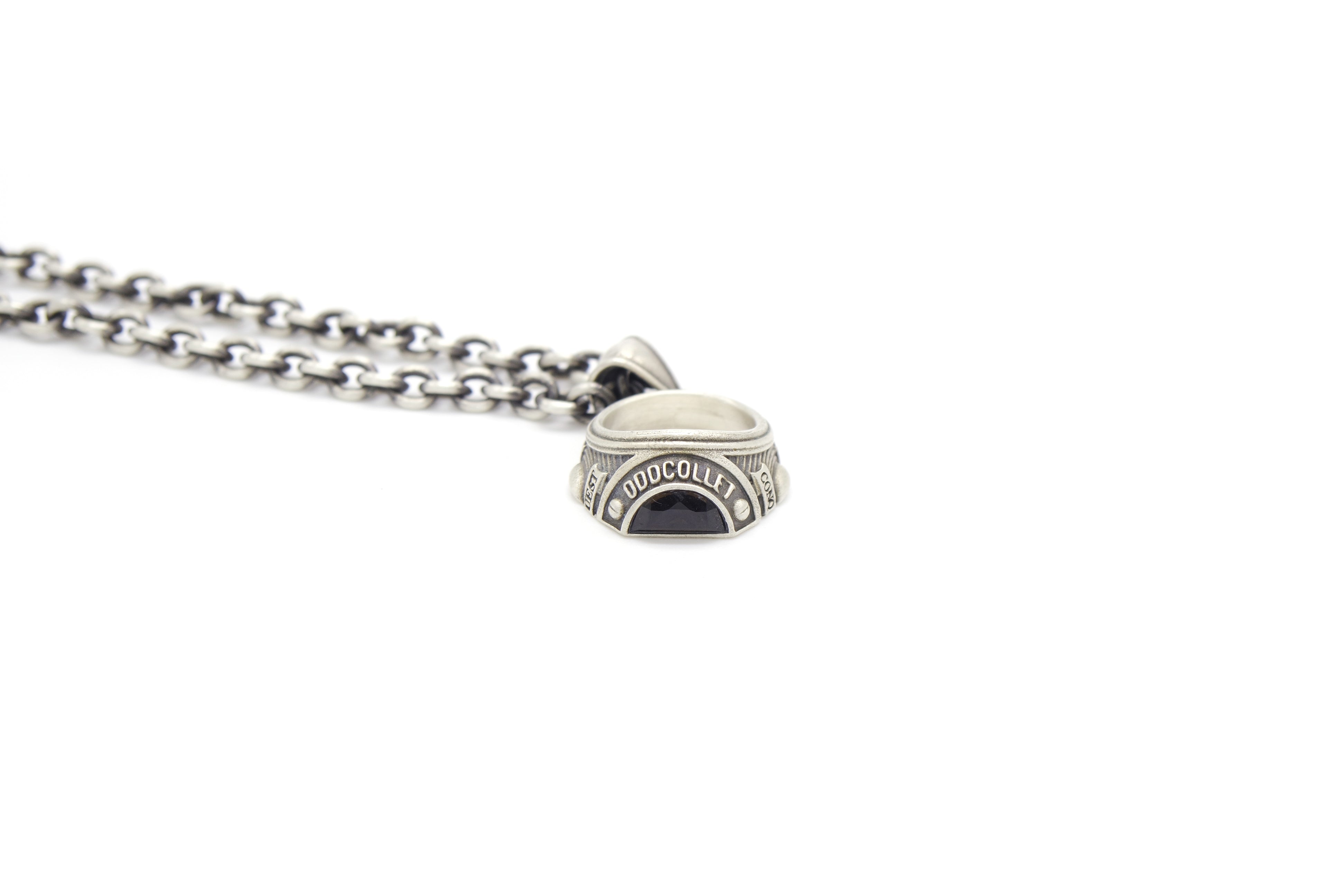 Eye officer ring necklace (black)