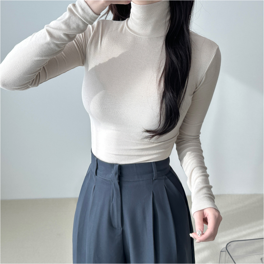 Soft turtleneck Long sleeved