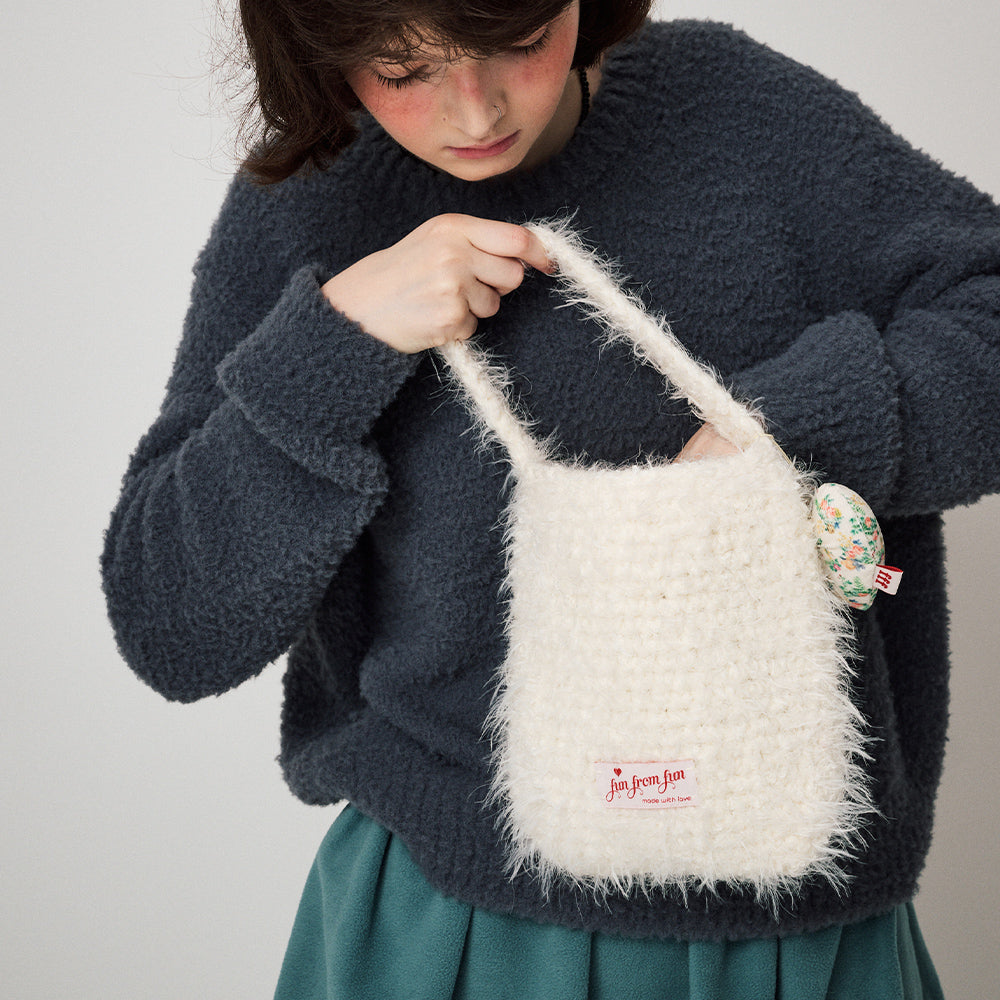 HANDMADE HAIRY KNIT BAG, CREAM