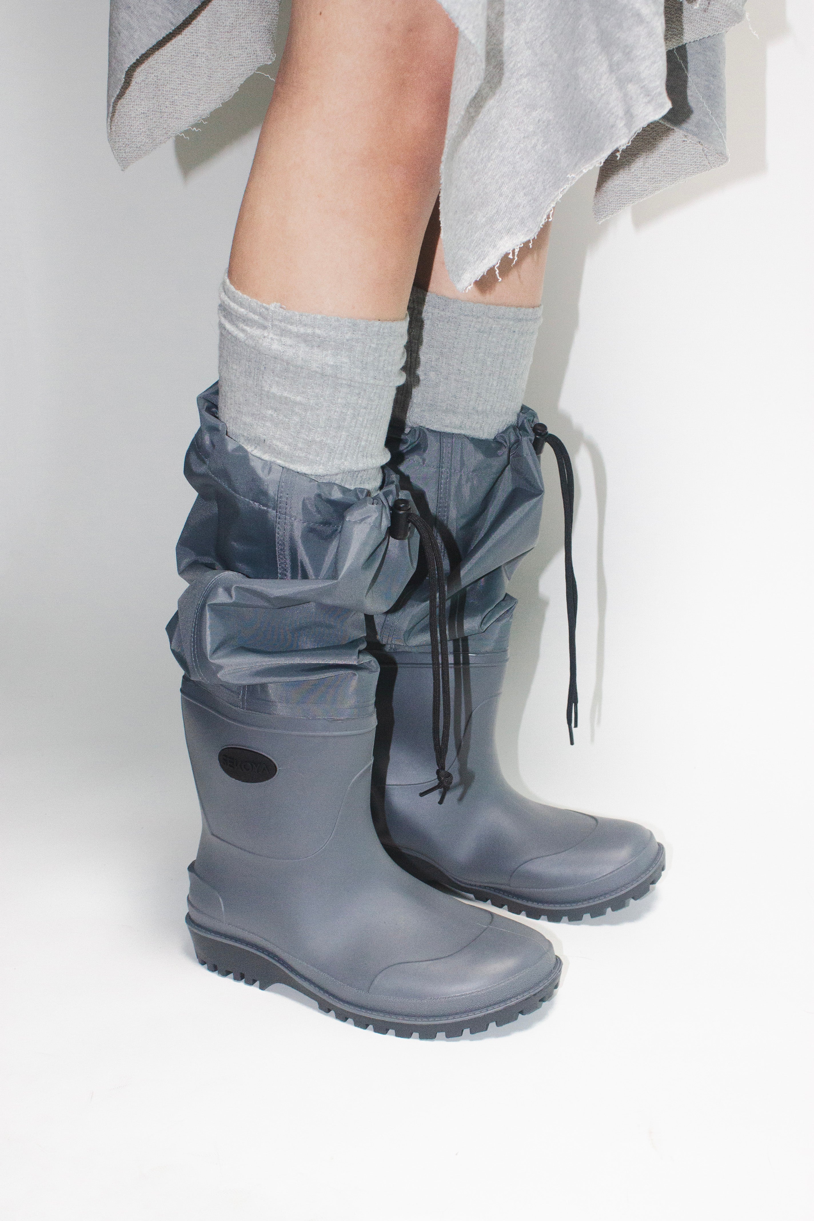 nylon rain boots