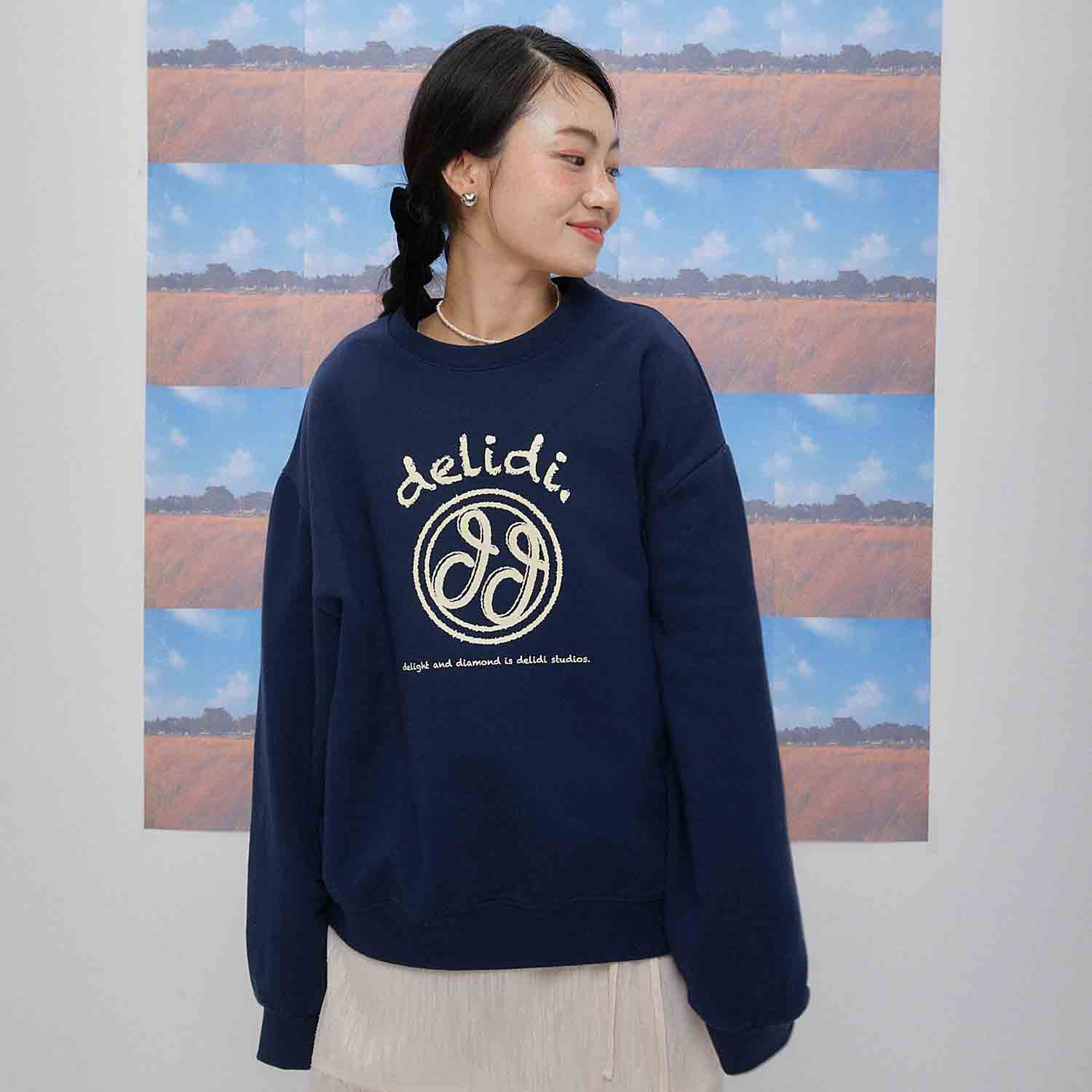 Cheerful logo sweat shirt