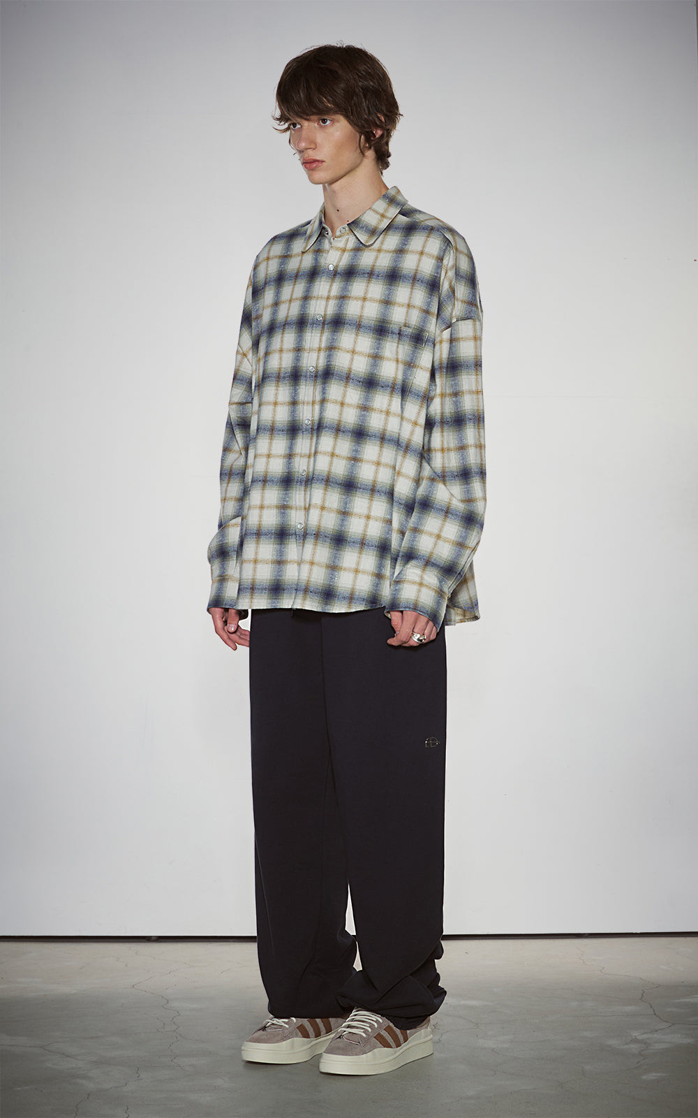 ROUNDED COLLAR CHECK SHIRT_IVORY