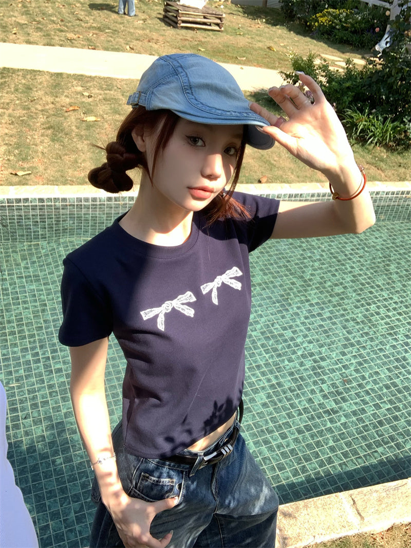 Travel Bow Short Sleeve T-Shirt