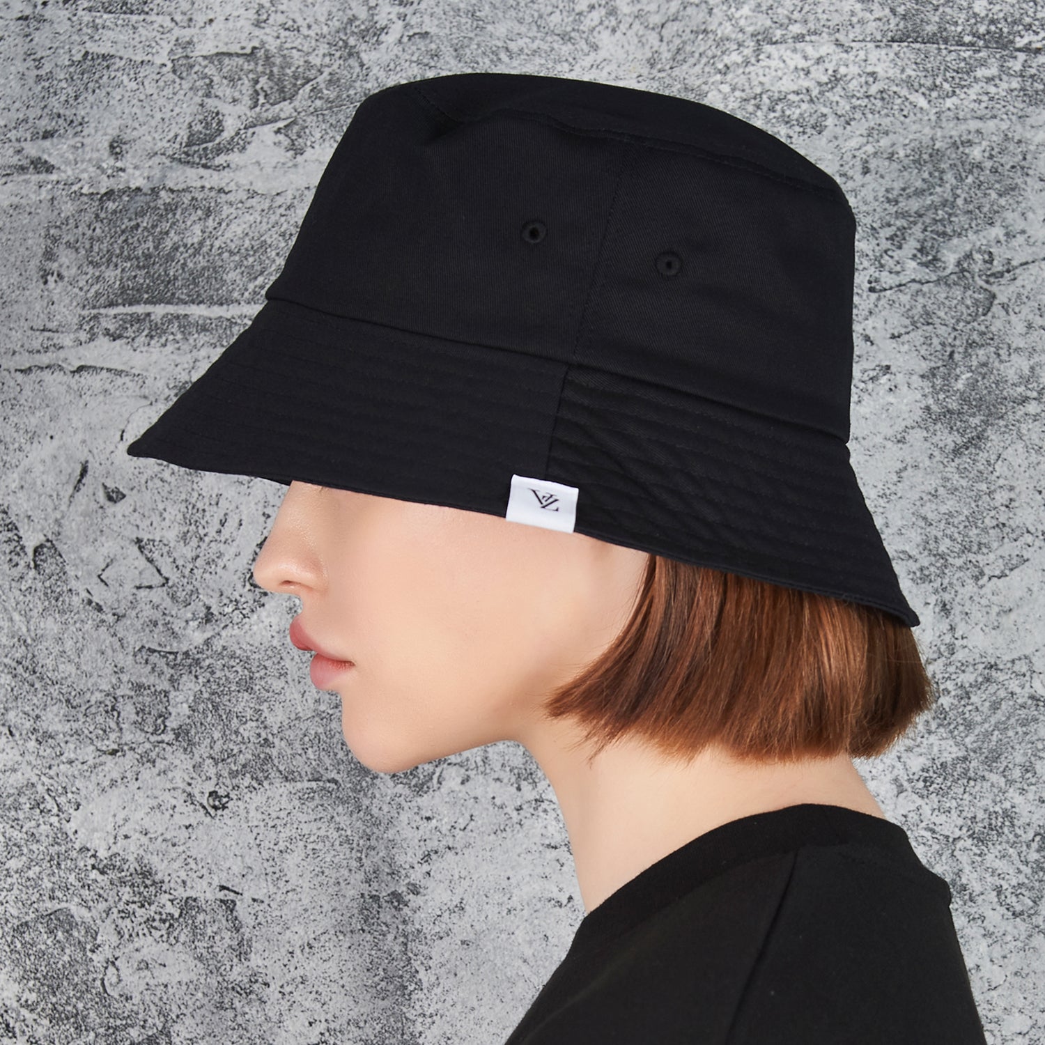 Monogram Label Color Bucket Hat Black