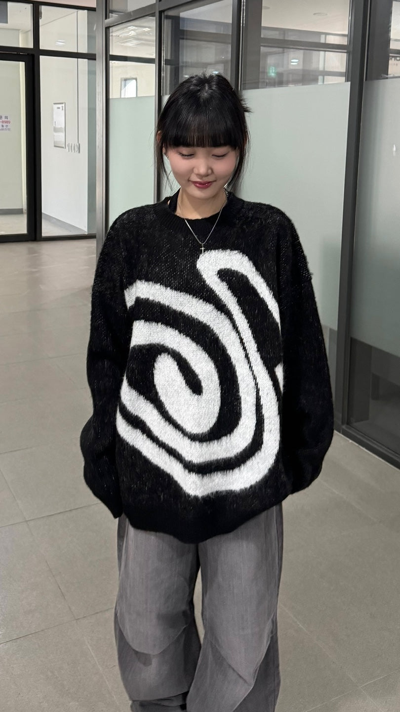 Curly graphic mohair knitwear