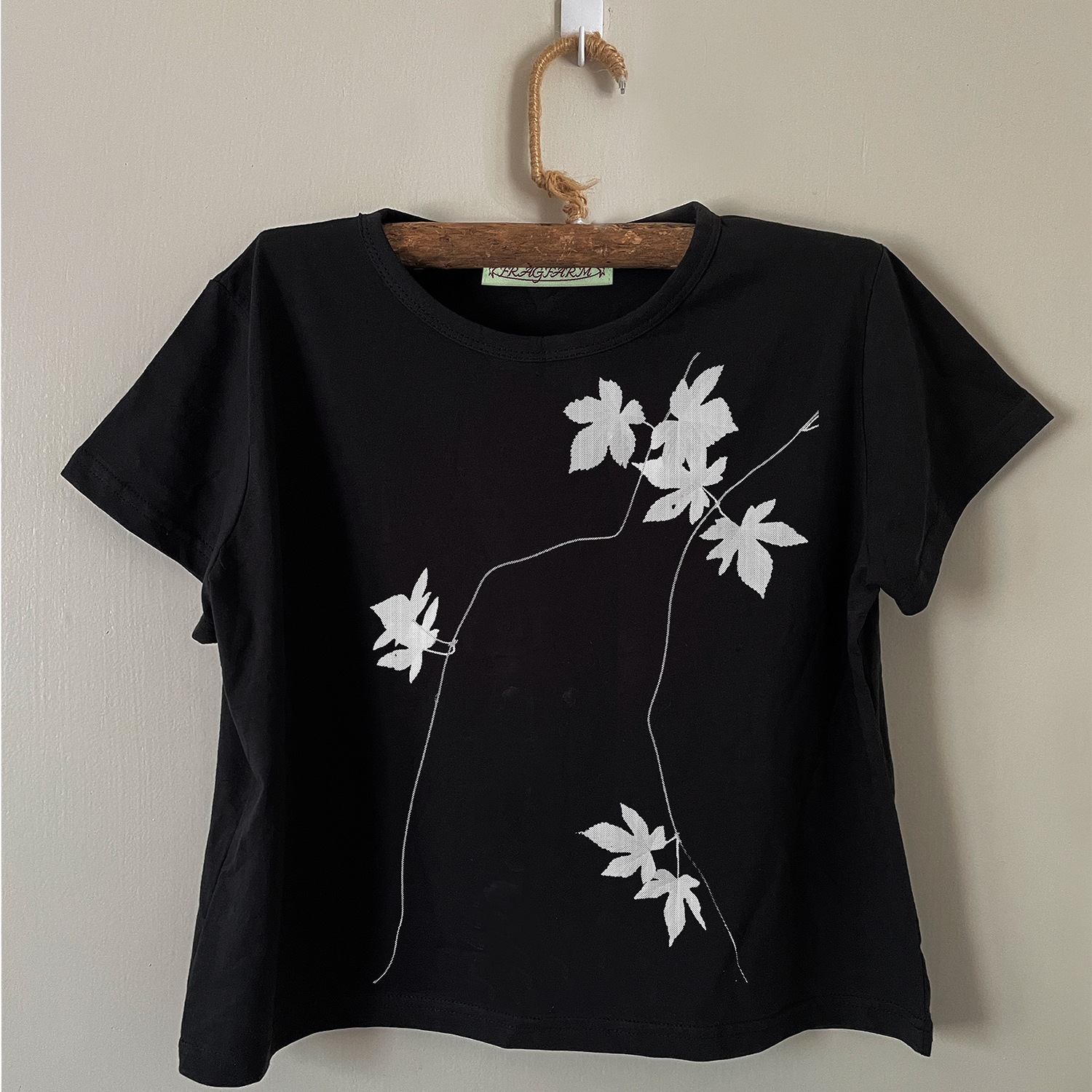 Leaf Short Tee ( Ivory White