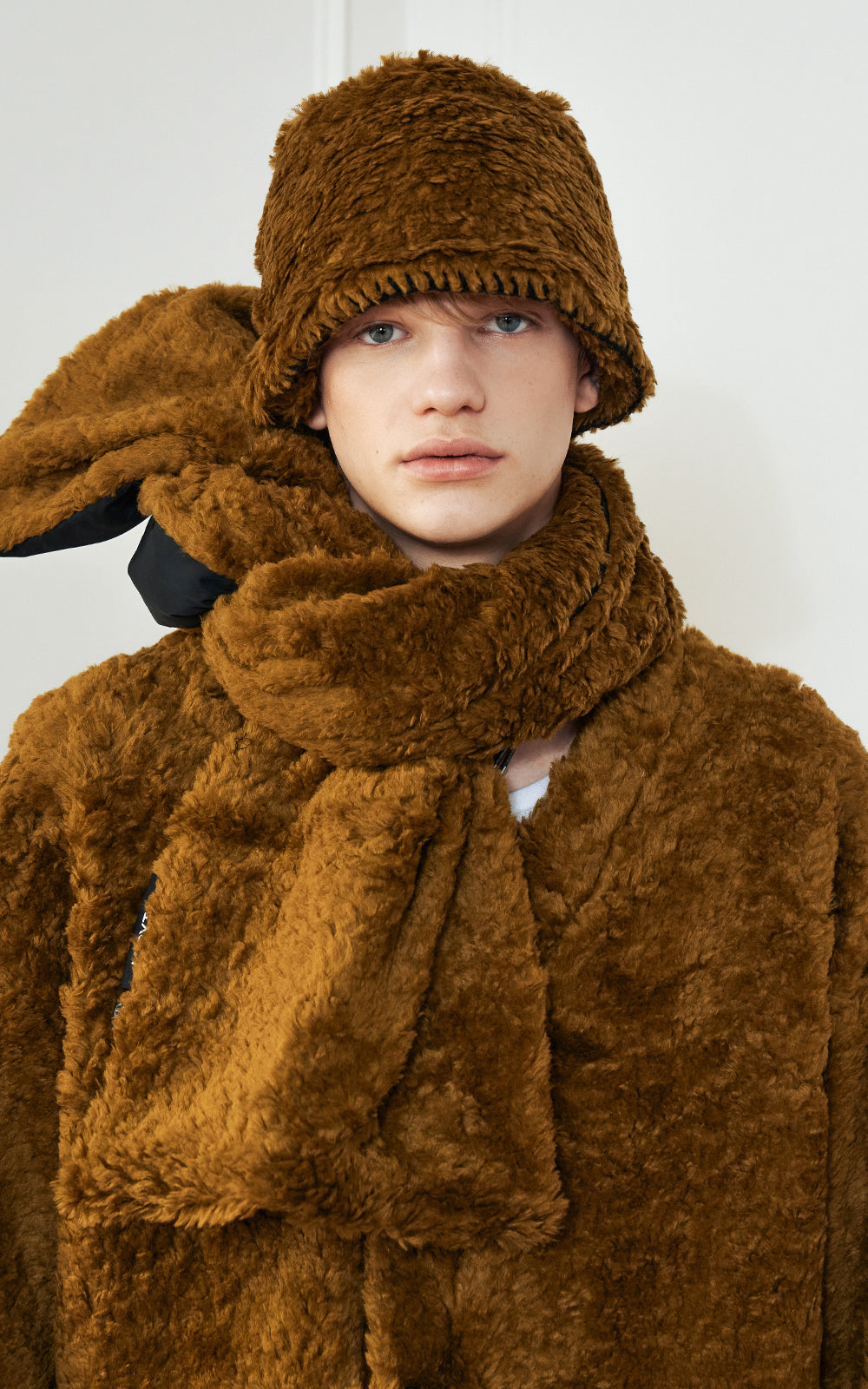 ECO FUR PADDED MIX MUFFLE_[KHAKI BROWN]