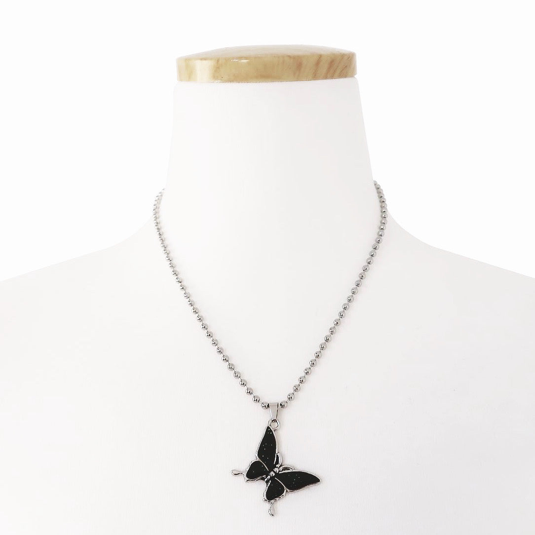 TEMPERATURE BUTTERFLY NECKLACE