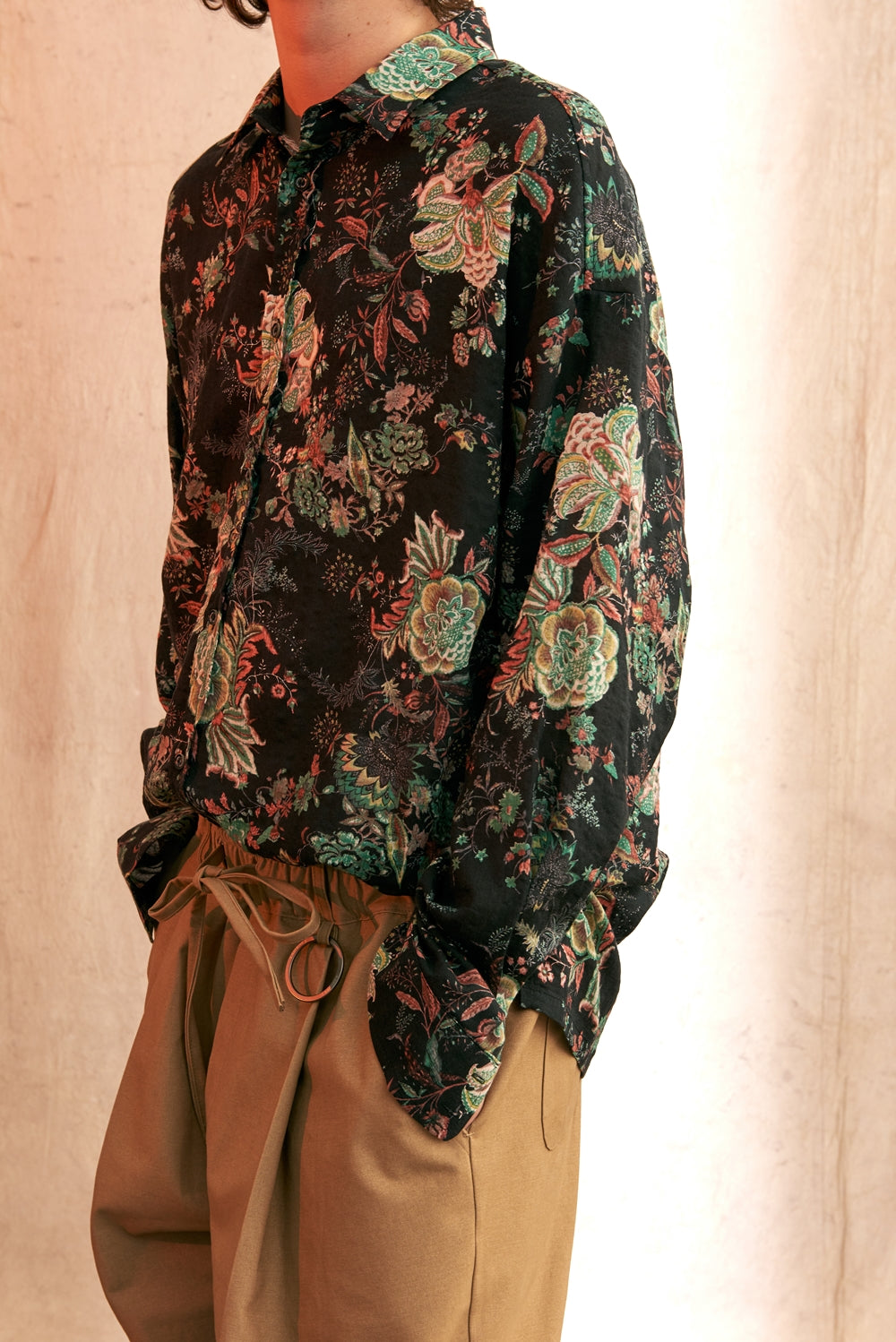 VINTAGE FLOWER DROP-SHOULDER SHIRT (Black)