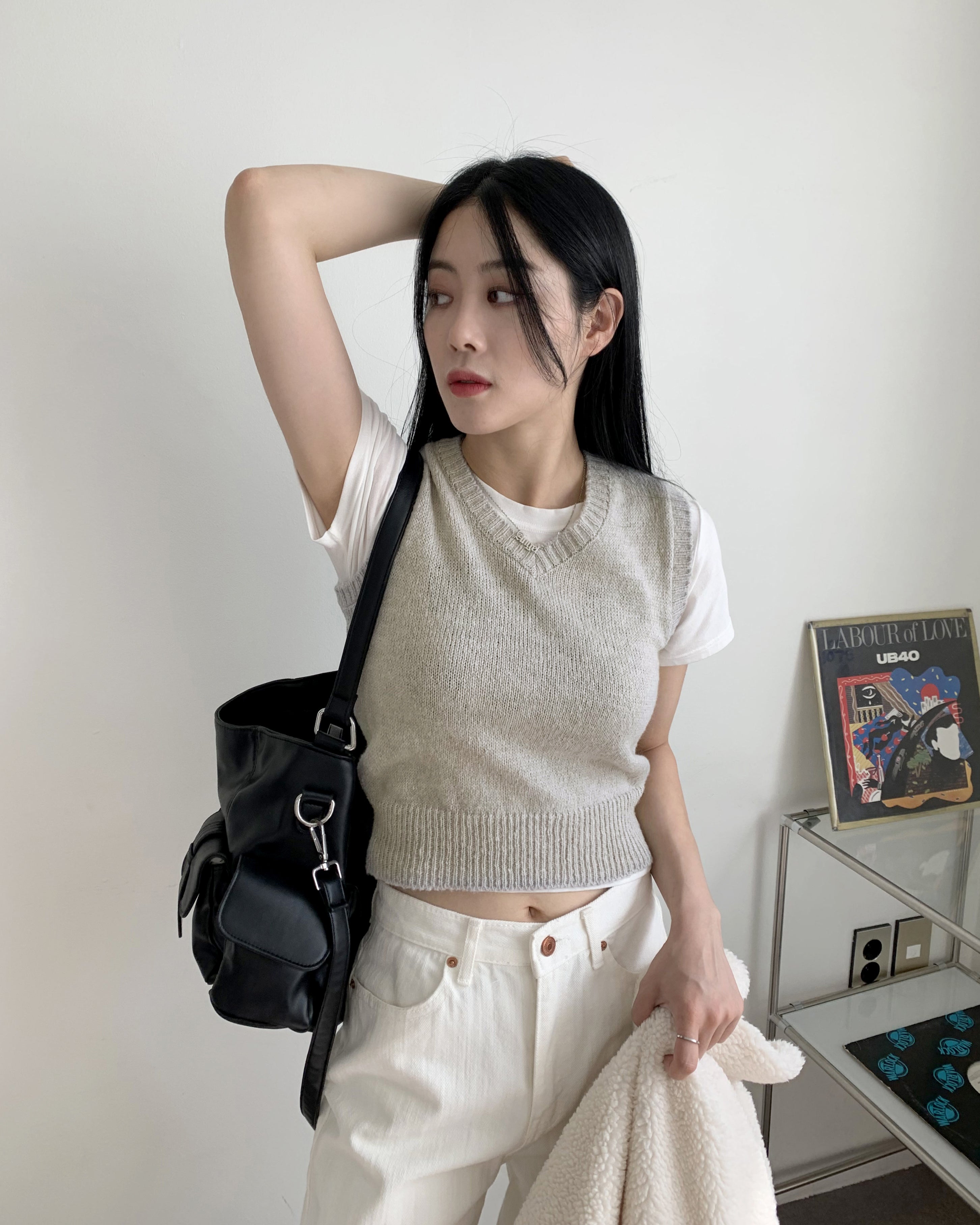 [MADE] Tami V-Neck Crop Knit Vest