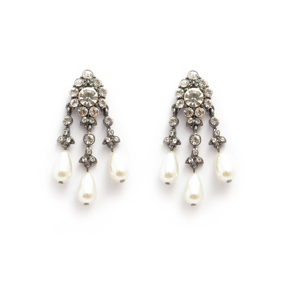 pearl tears earrings