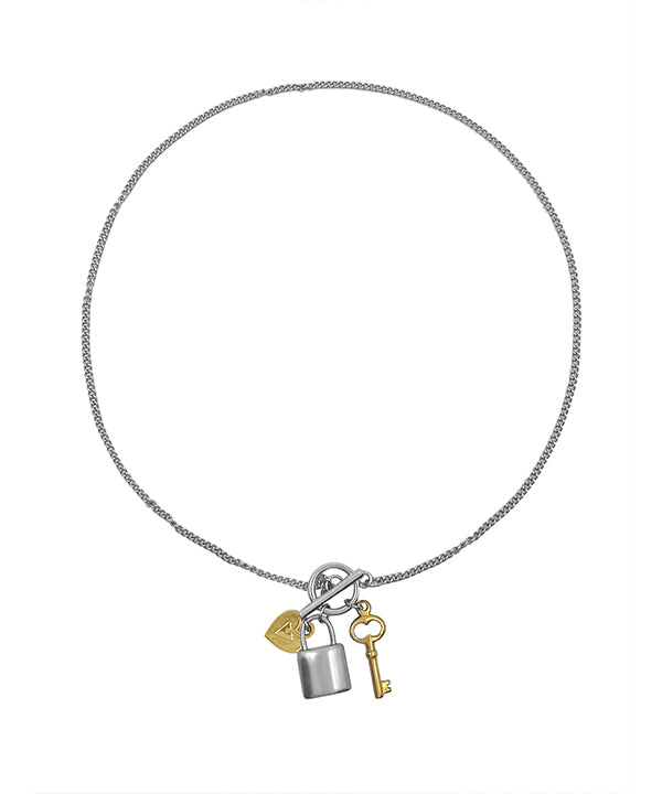 MINI HEART LOCK TOGGLE BAR NECKLACE