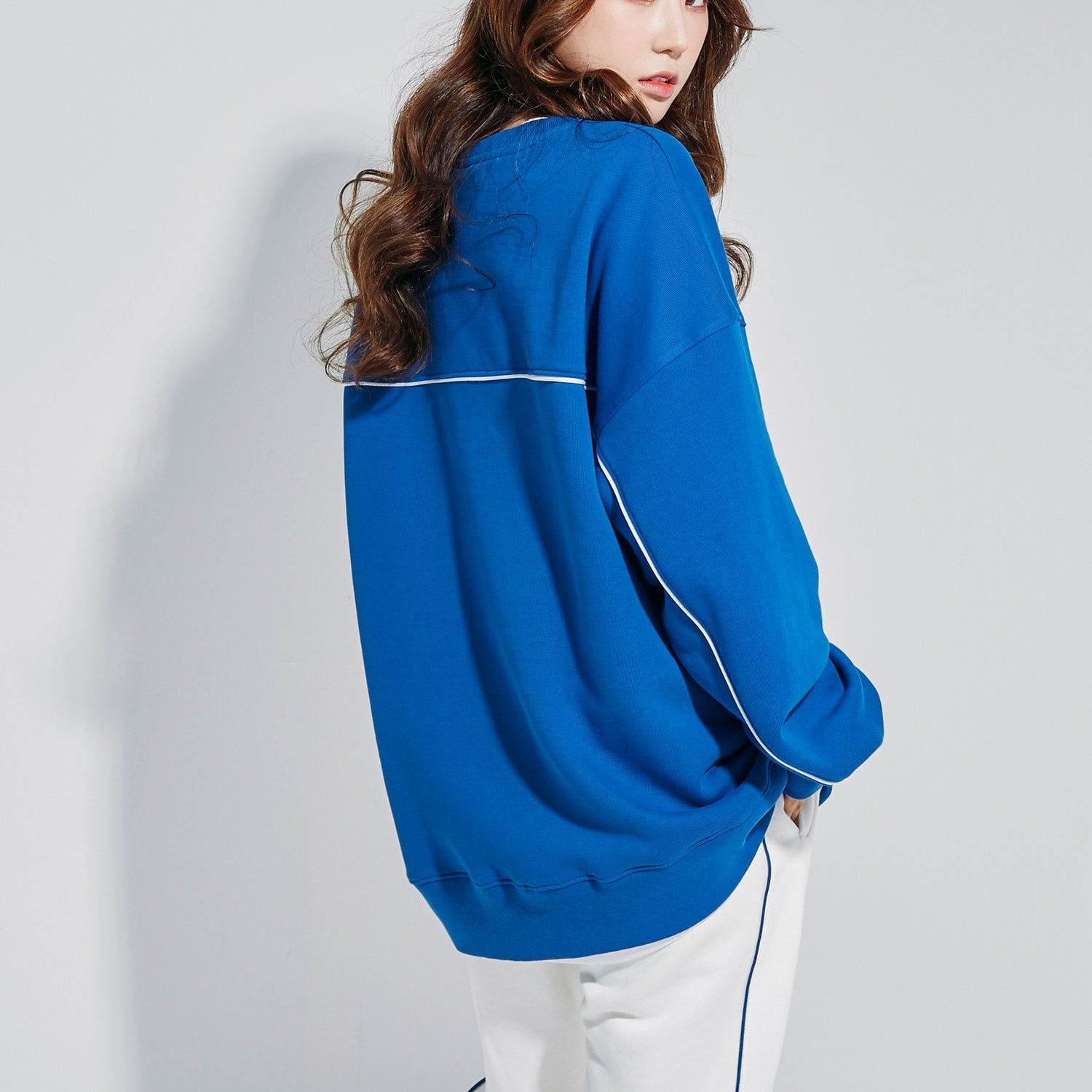 Oversize Back Line Sweat shirt Blue