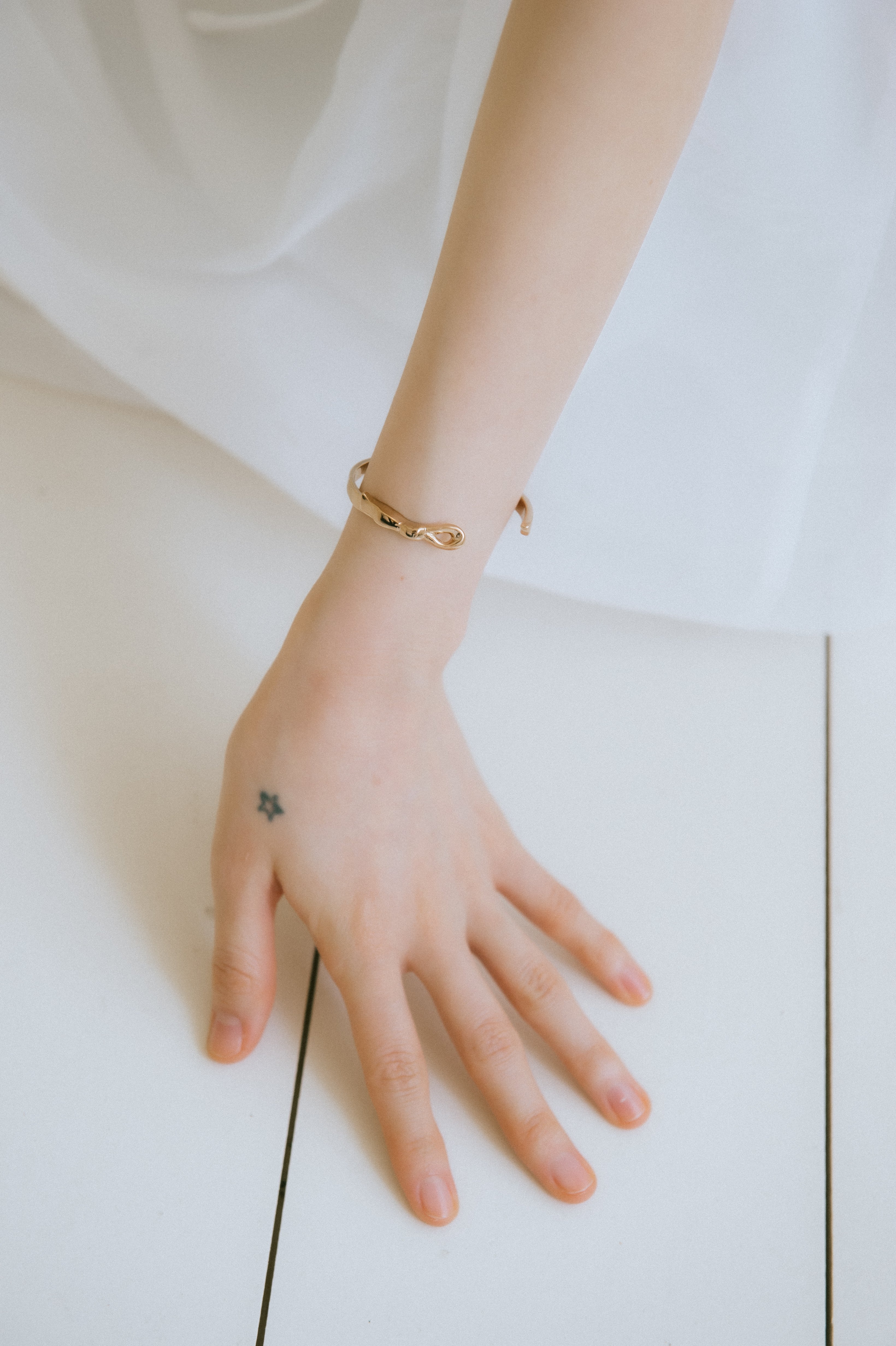 [MADE] Ribbon bangle bracelet
