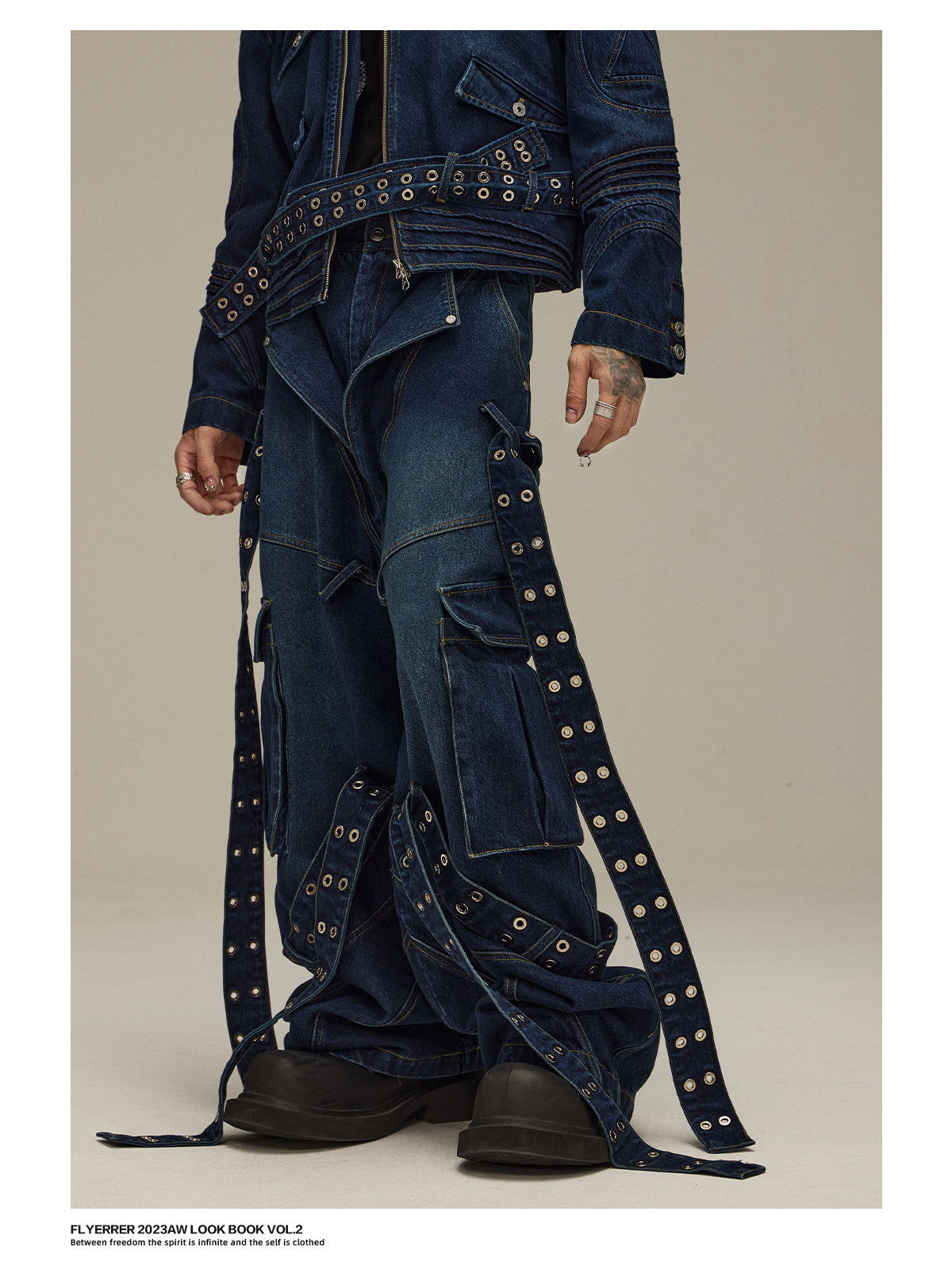 heavy-duty pleated stitching hardware drape jeans