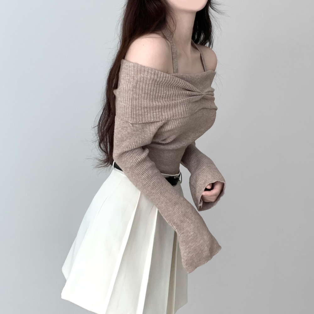 Lily Halterneck Knitwear