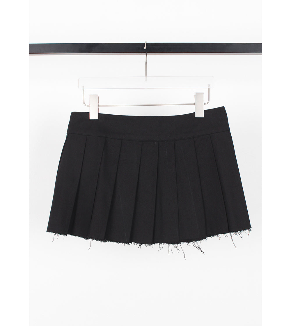 LOW WRAP PLEATS SKIRT