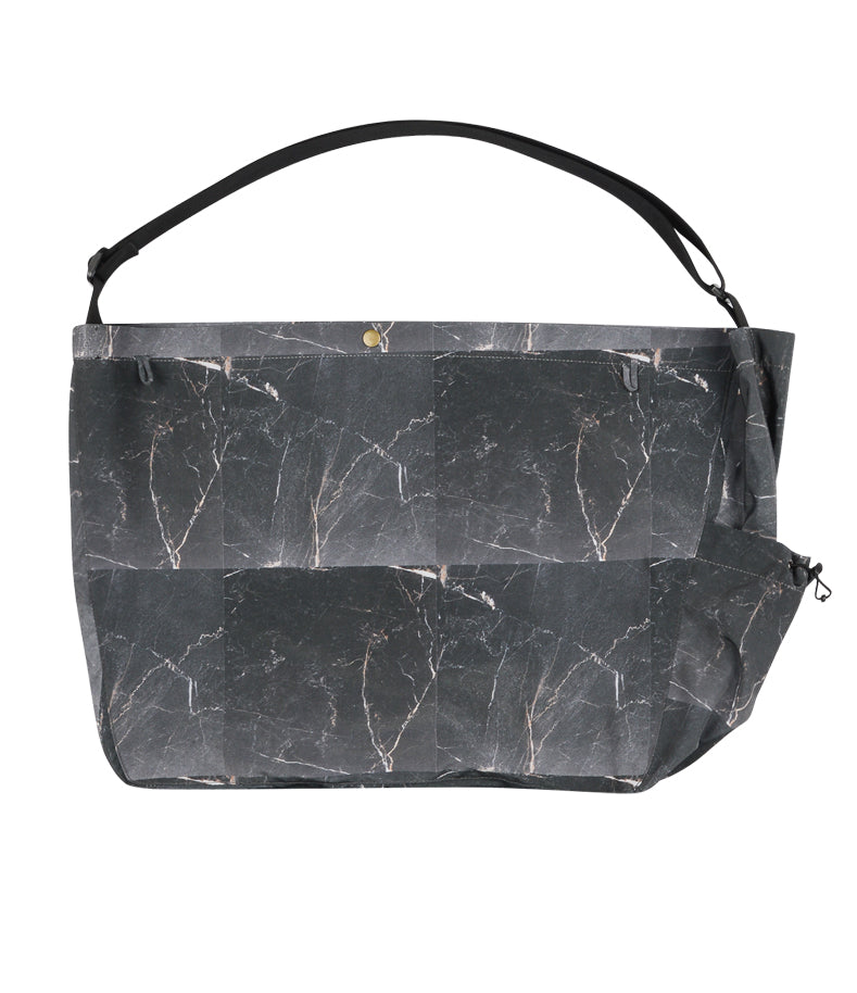 ROCK PATTERN MESSENGER BAG