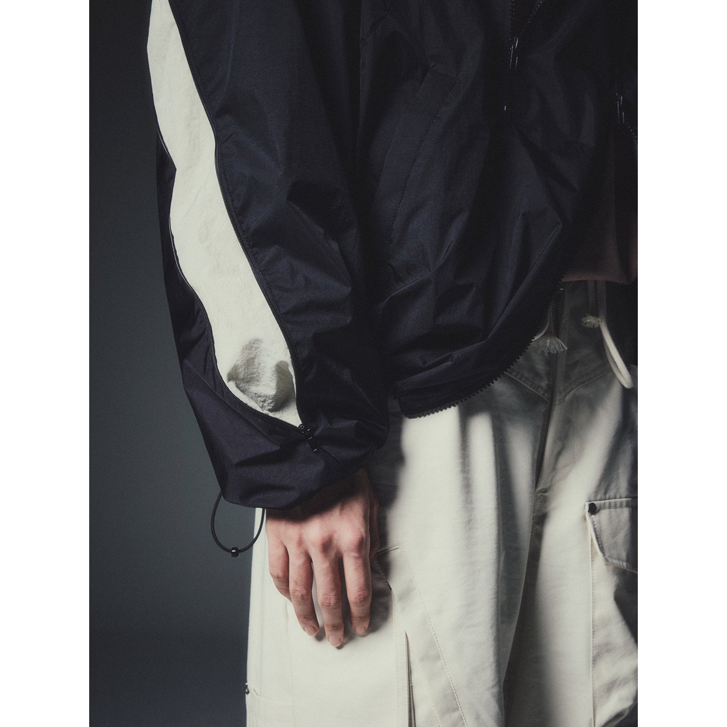 MONTIAC COLORATION PULLOVER WIND BREAKER_BK