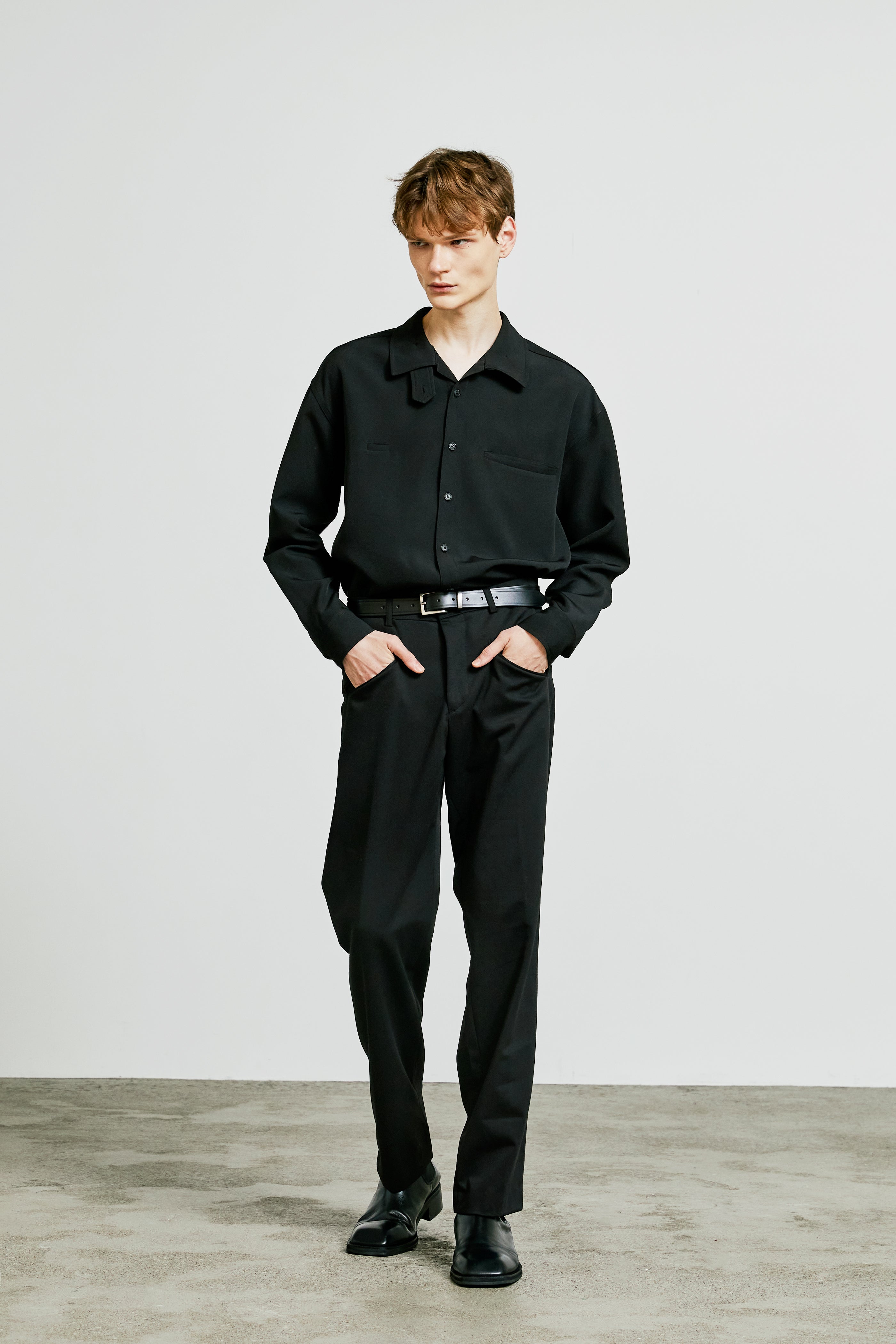 essential welt pocket slacks black