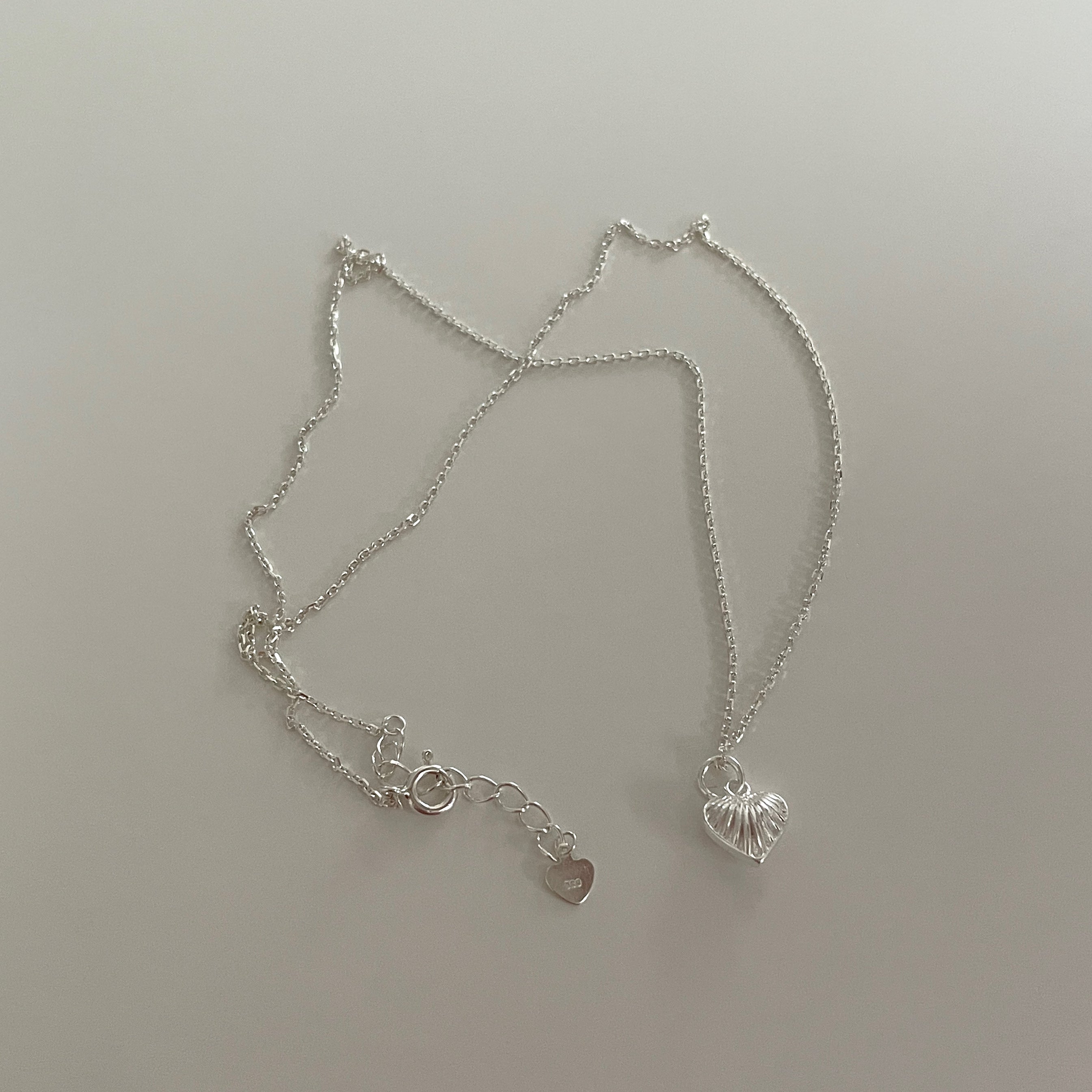 deviant heart necklace