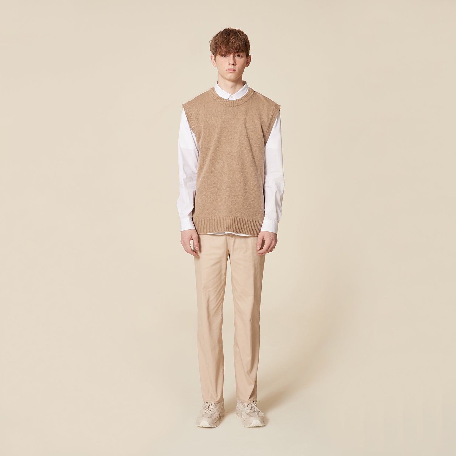 ROUND NECK KNIT VEST_MOCHA