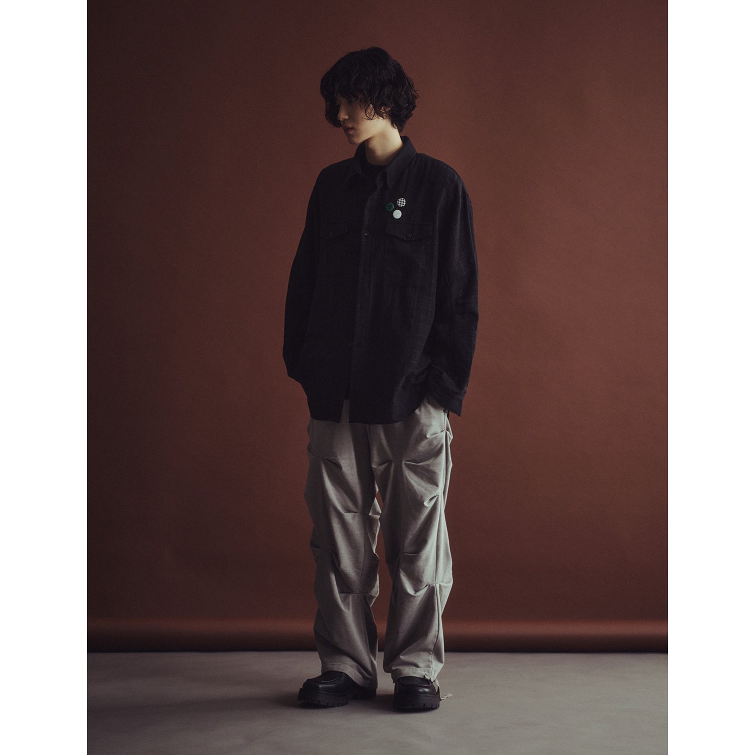 PIGMENT WASHED CREASE PANTS_GR