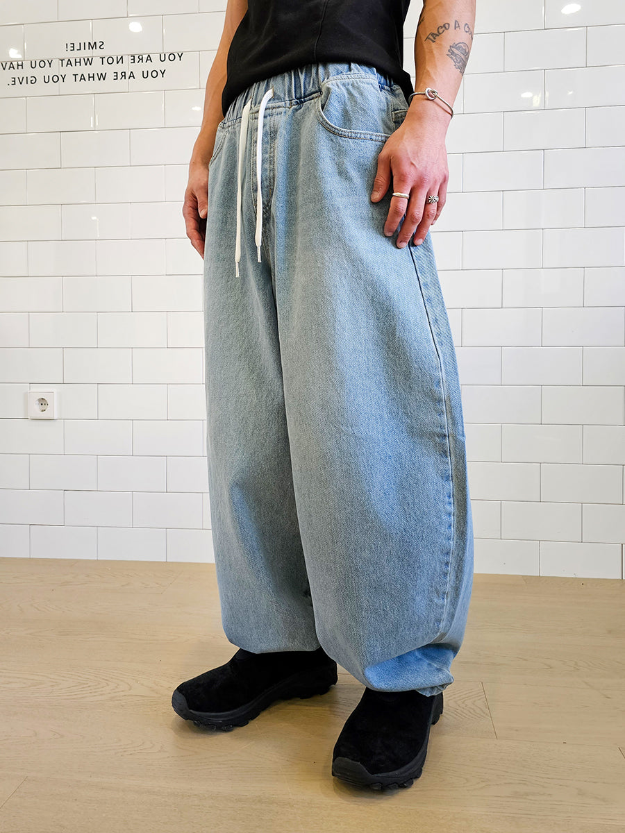 VENTIQUE Big Balloon wide denim pants 2color