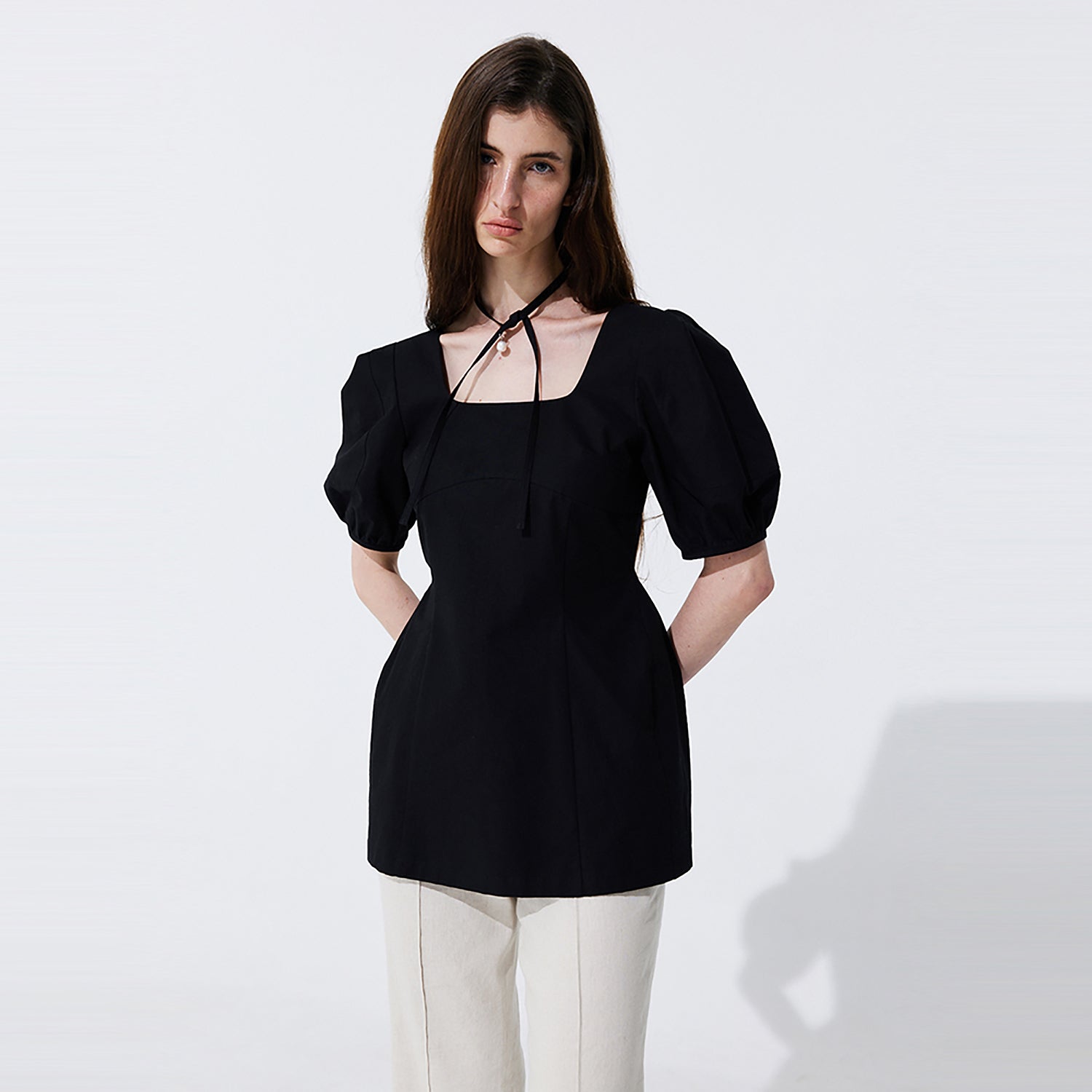 Pearl Balloon Line Blouse_Black