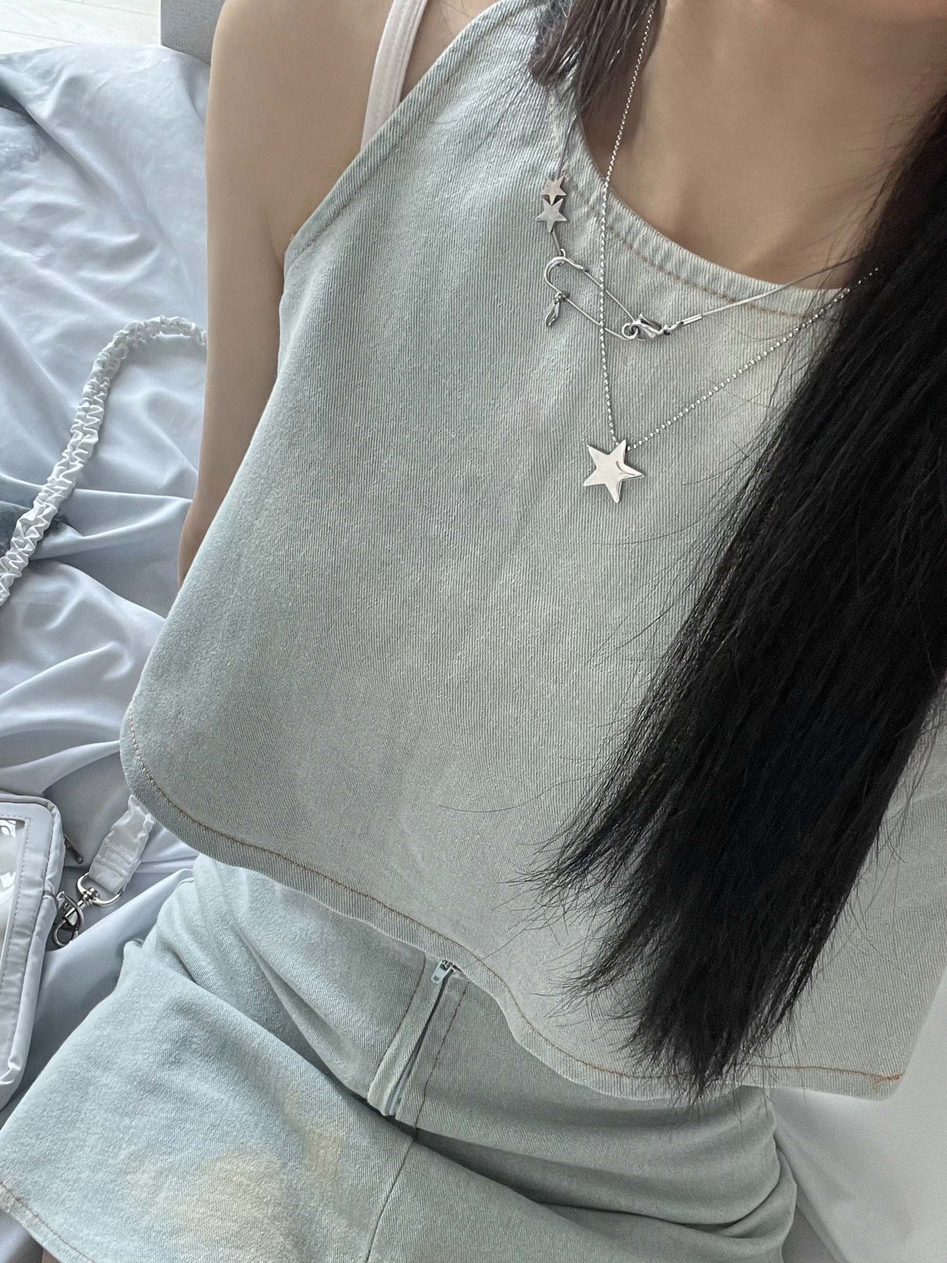 Basic Star Necklace