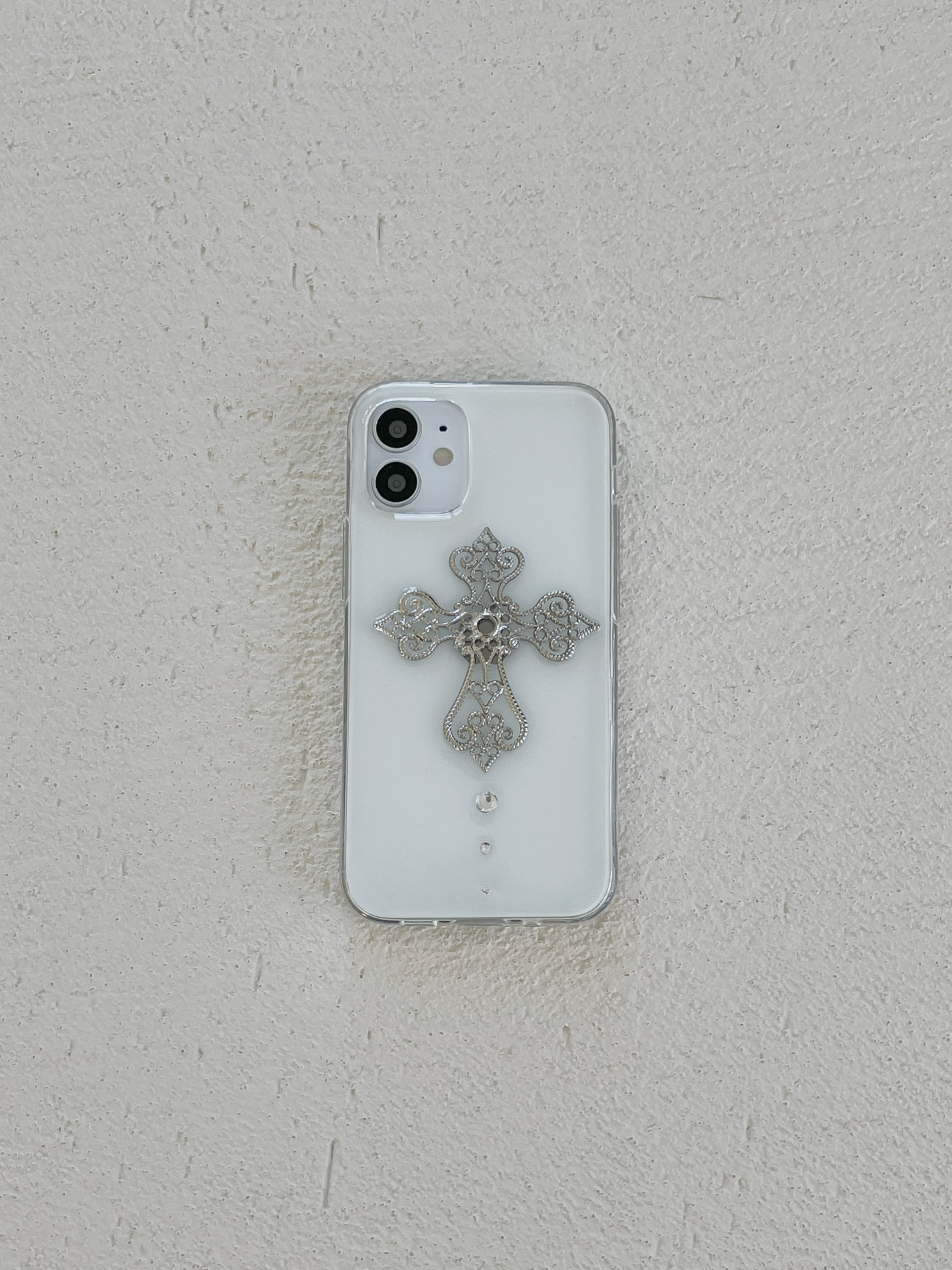 crosshearts iphone resin case